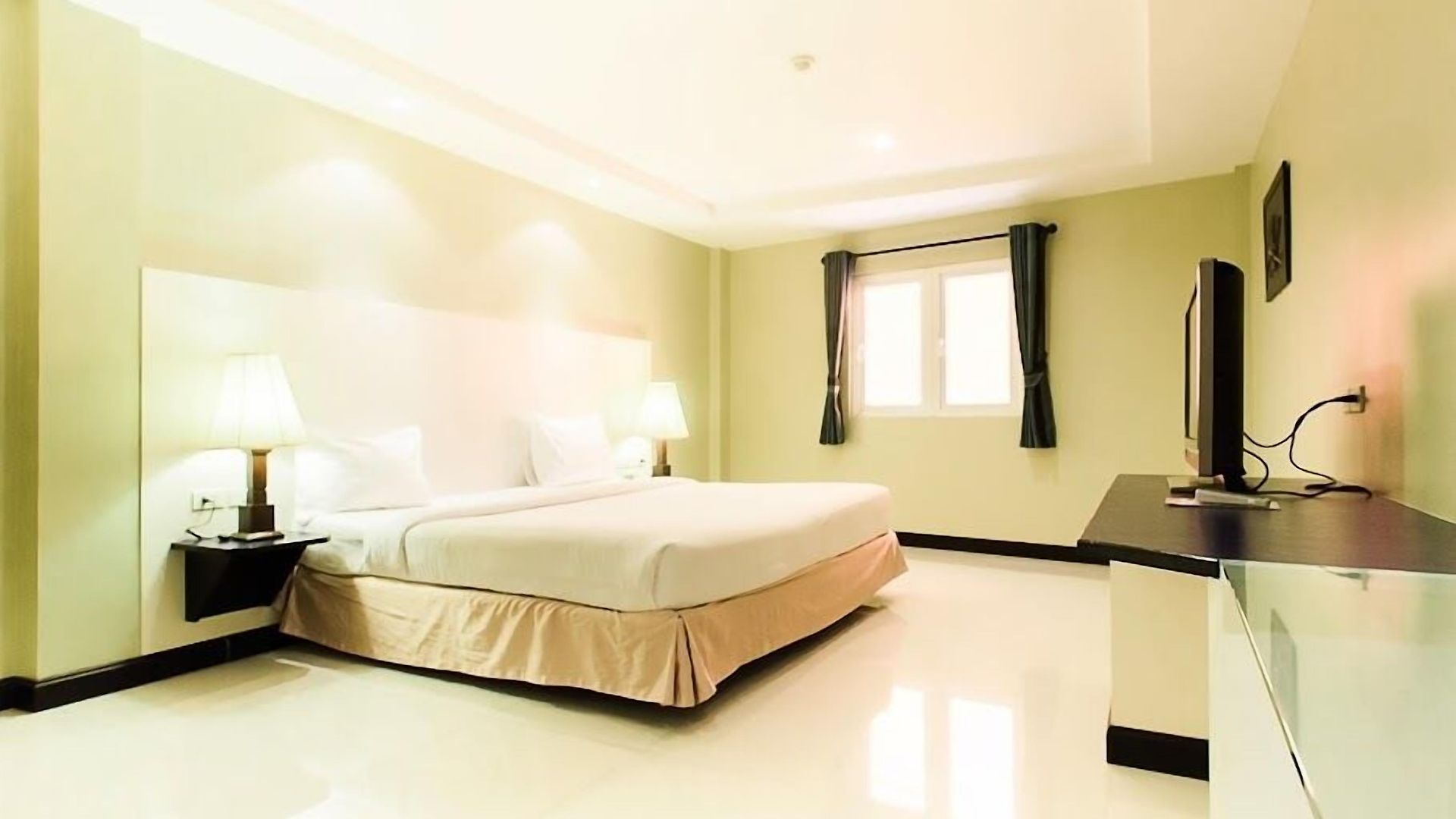 Fourteen Again โรงแรม 2*