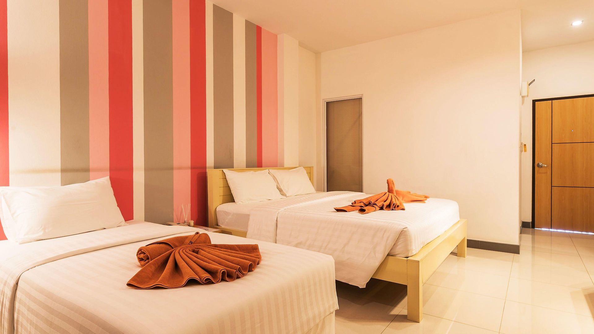 โรงแรม T Sleep Place
