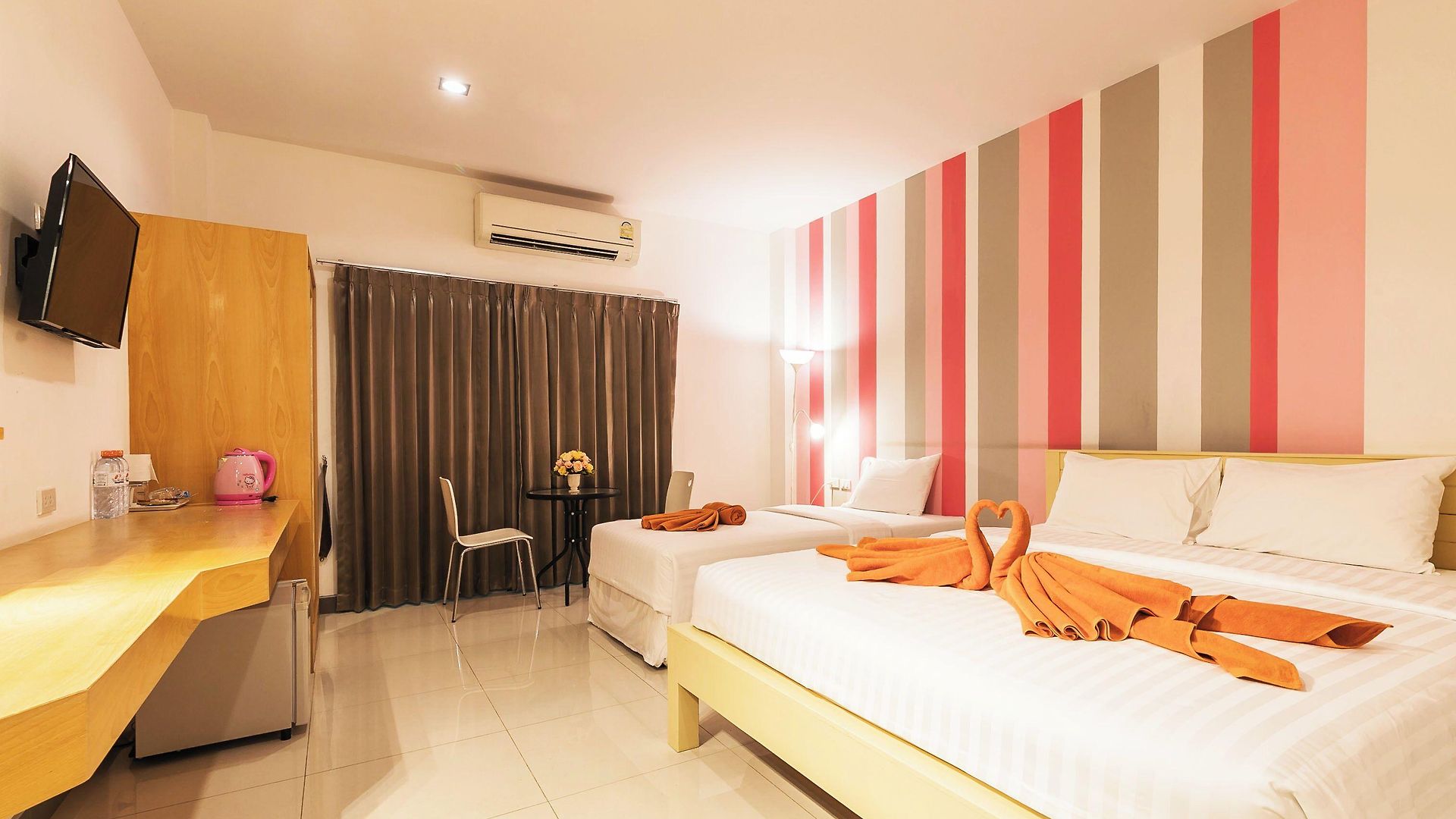 T Sleep Place โรงแรม 3*