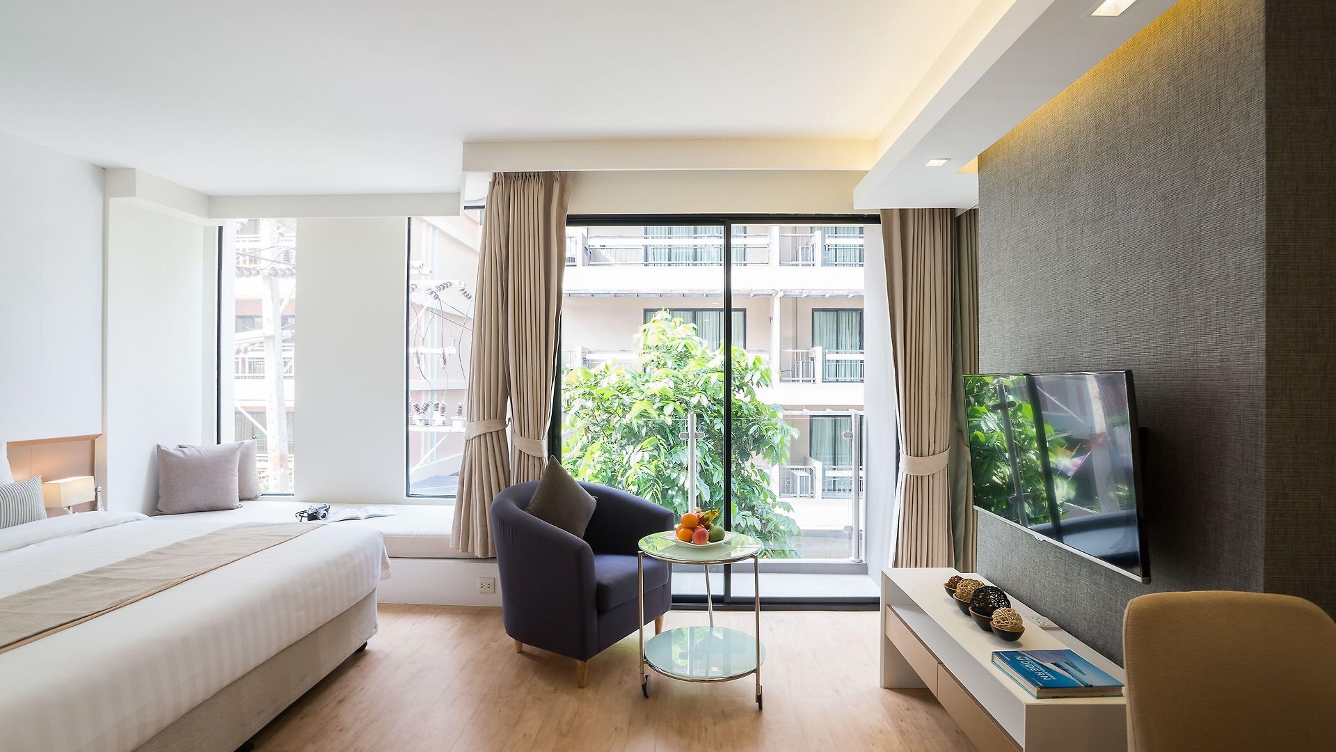 โรงแรม Aster And By At Mind