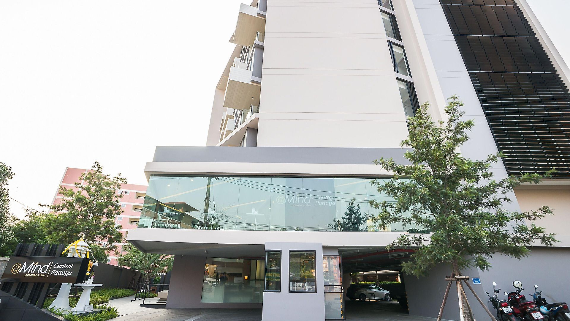 Aster And By At Mind โรงแรม Pattaya