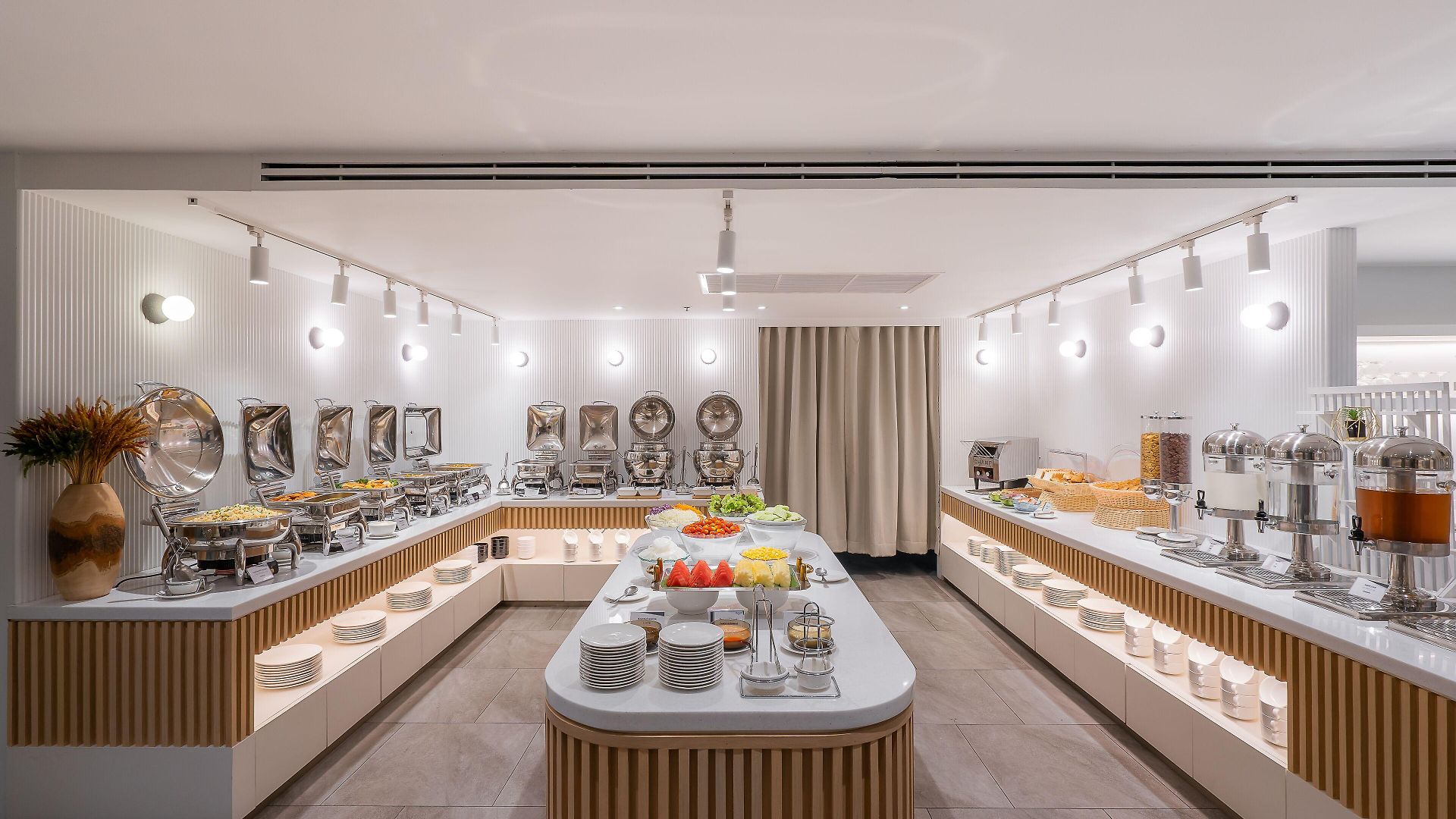 Aster And By At Mind โรงแรม 4*