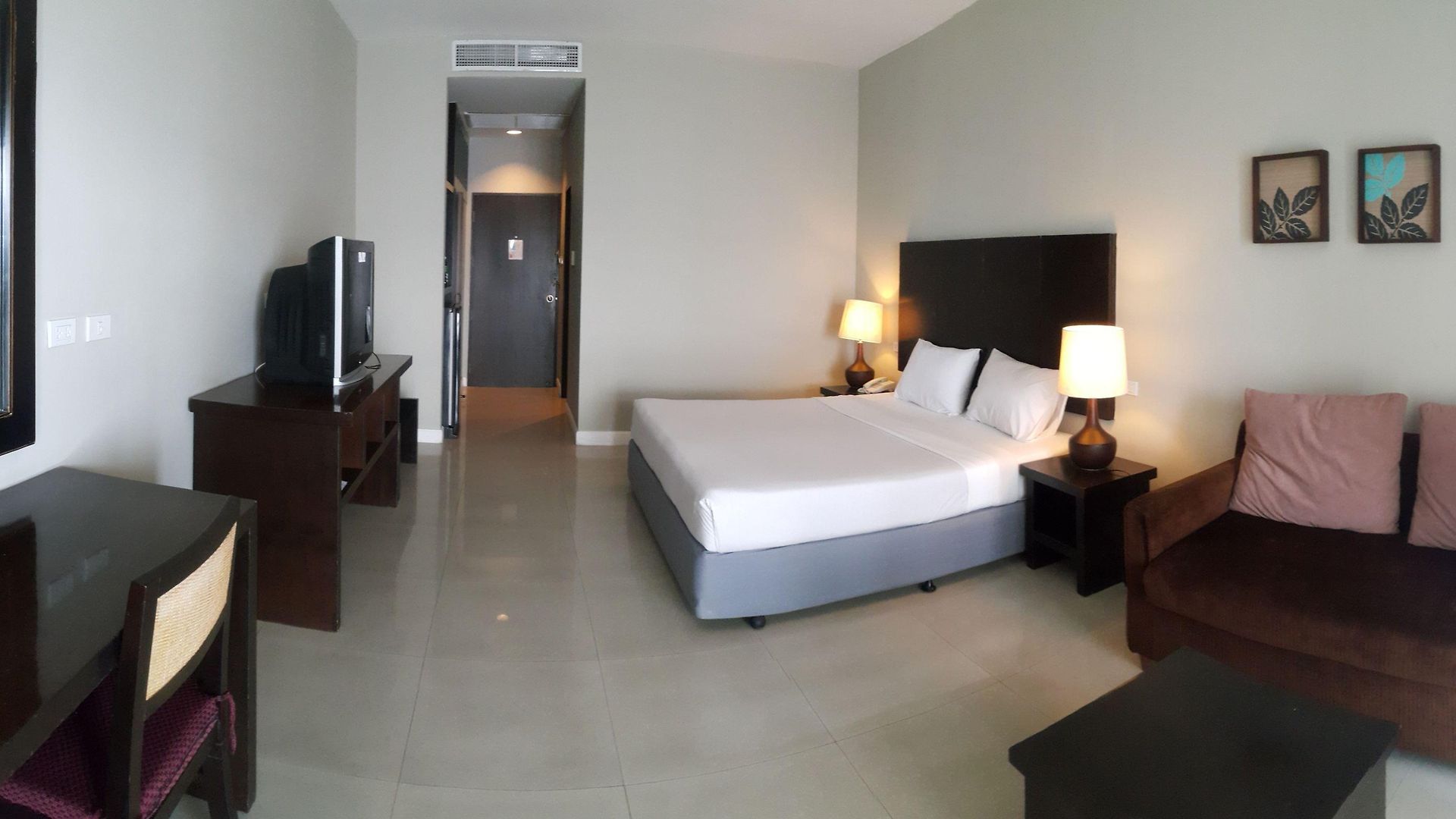 โรงแรม Summer Spring 3*