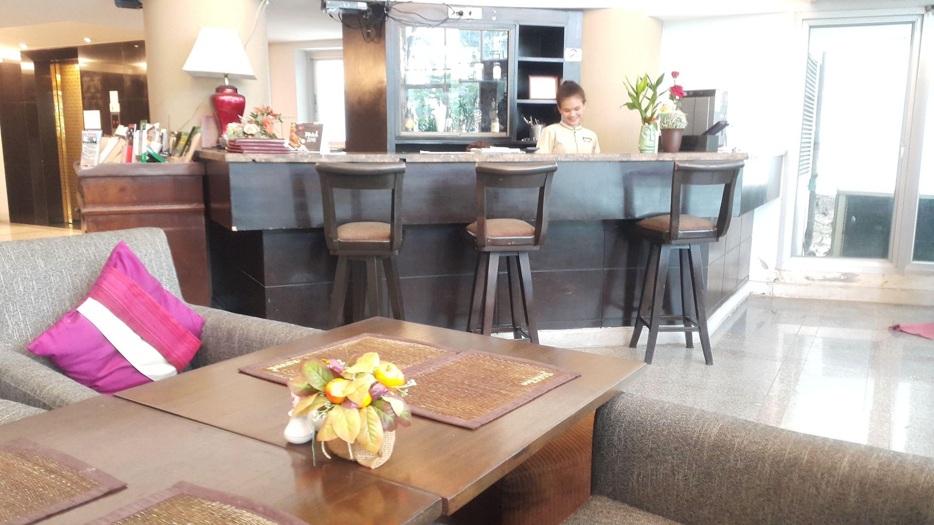 โรงแรม Summer Spring 3*