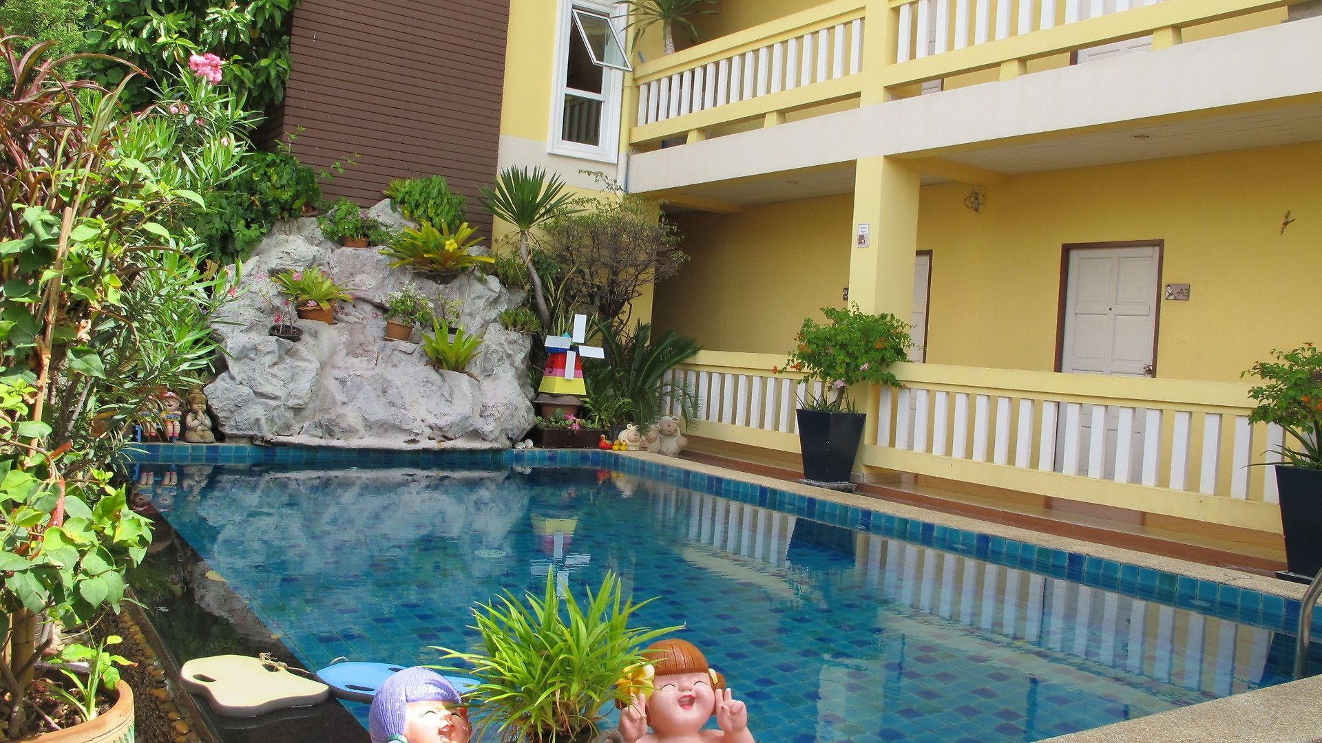 Pius Place โรงแรม 2*