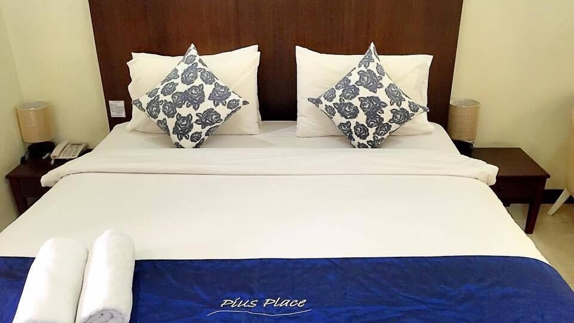 Pius Place โรงแรม