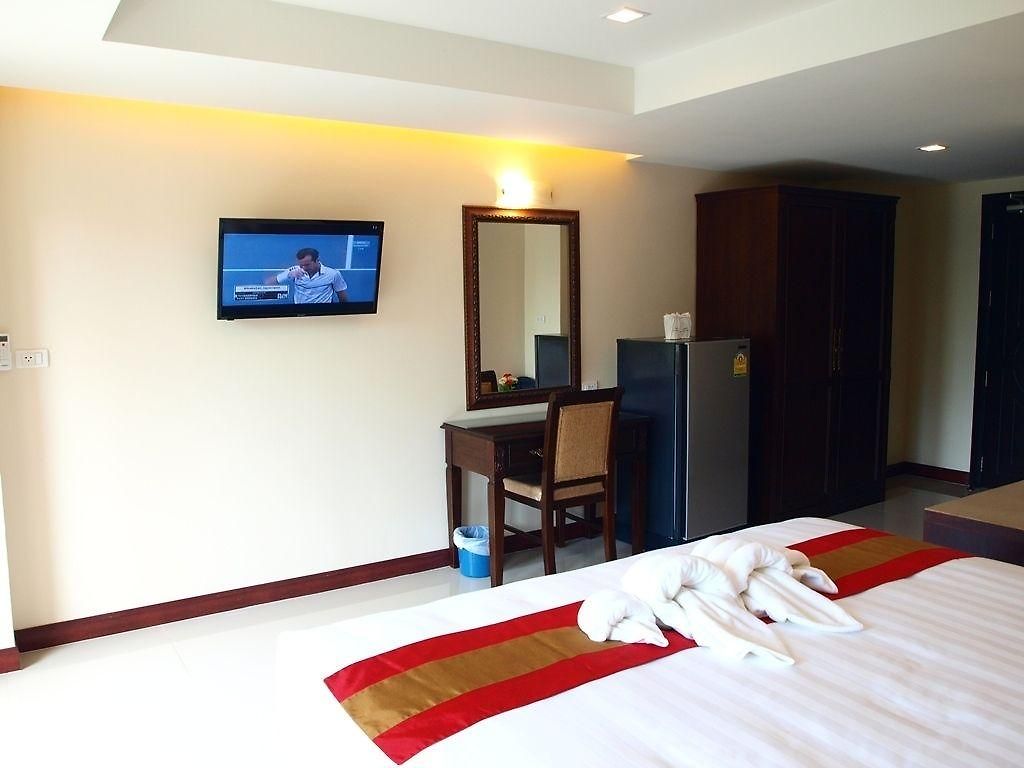 V Pattaya