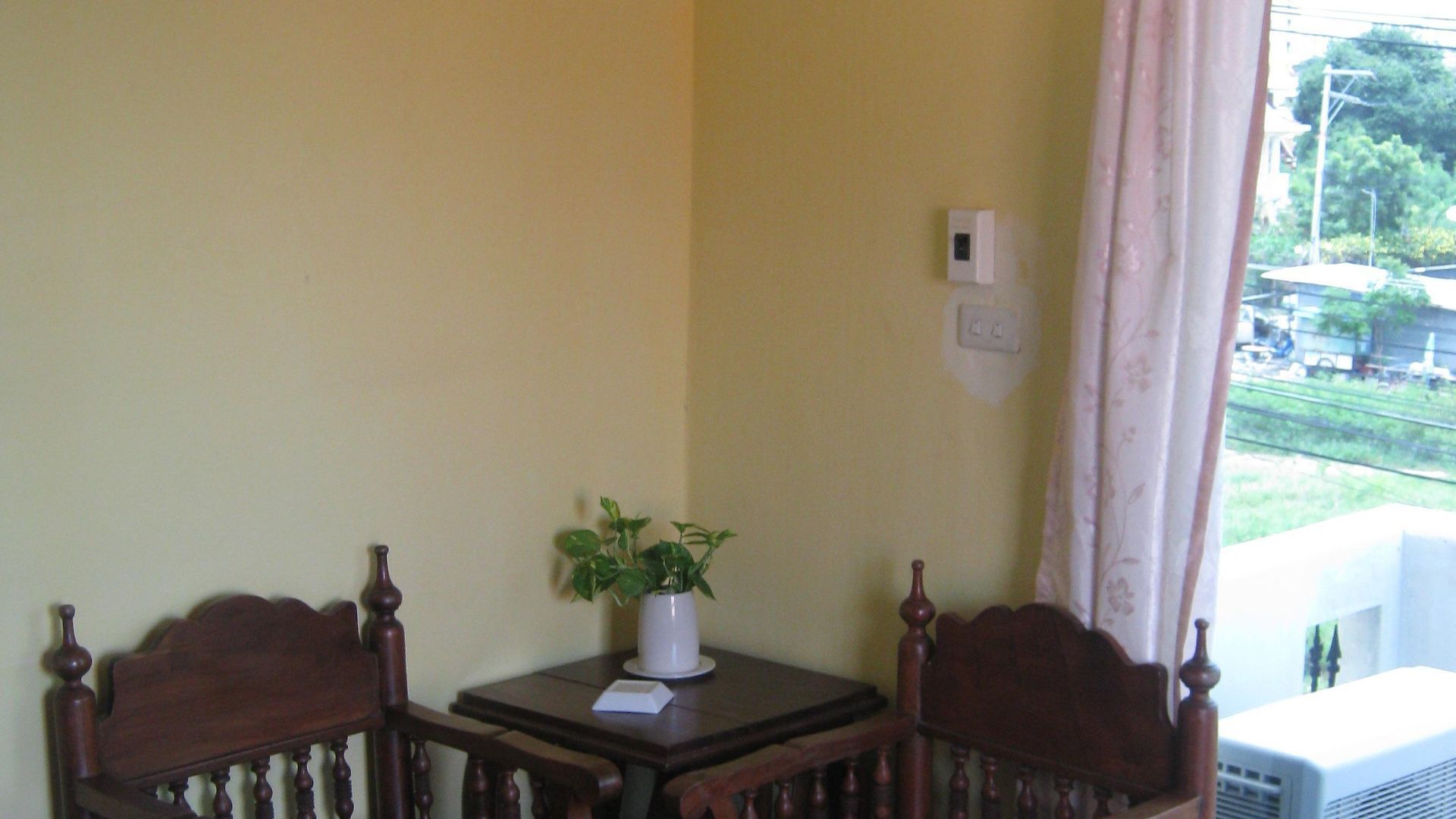 โรงแรม บ้านทะเล 2*