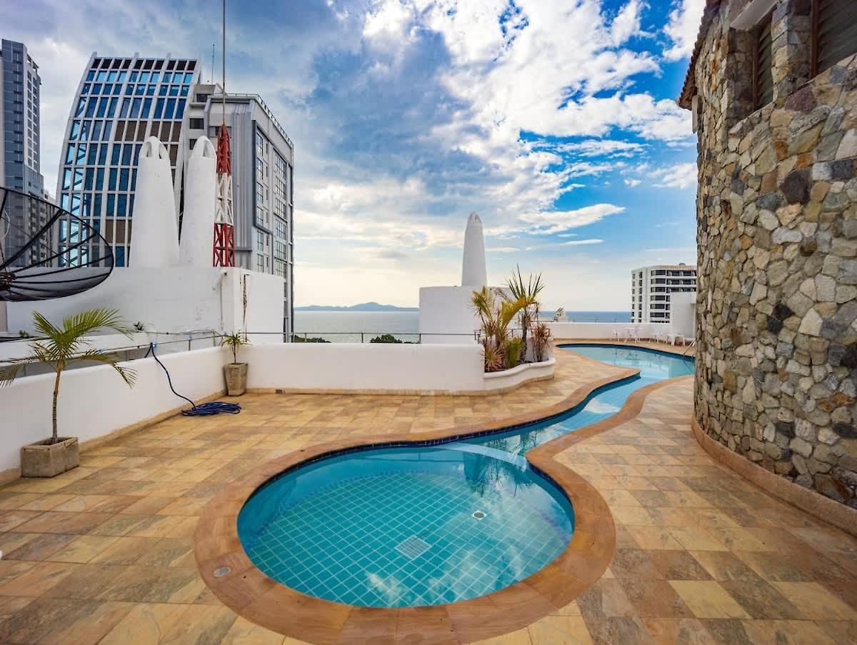 Cozy Sea View Holiday home Pattaya