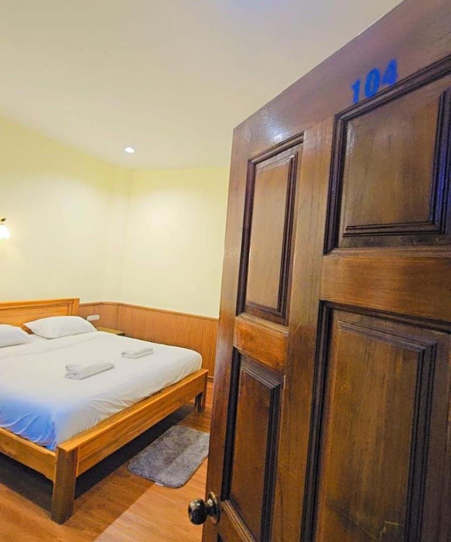 24 * Pattaya