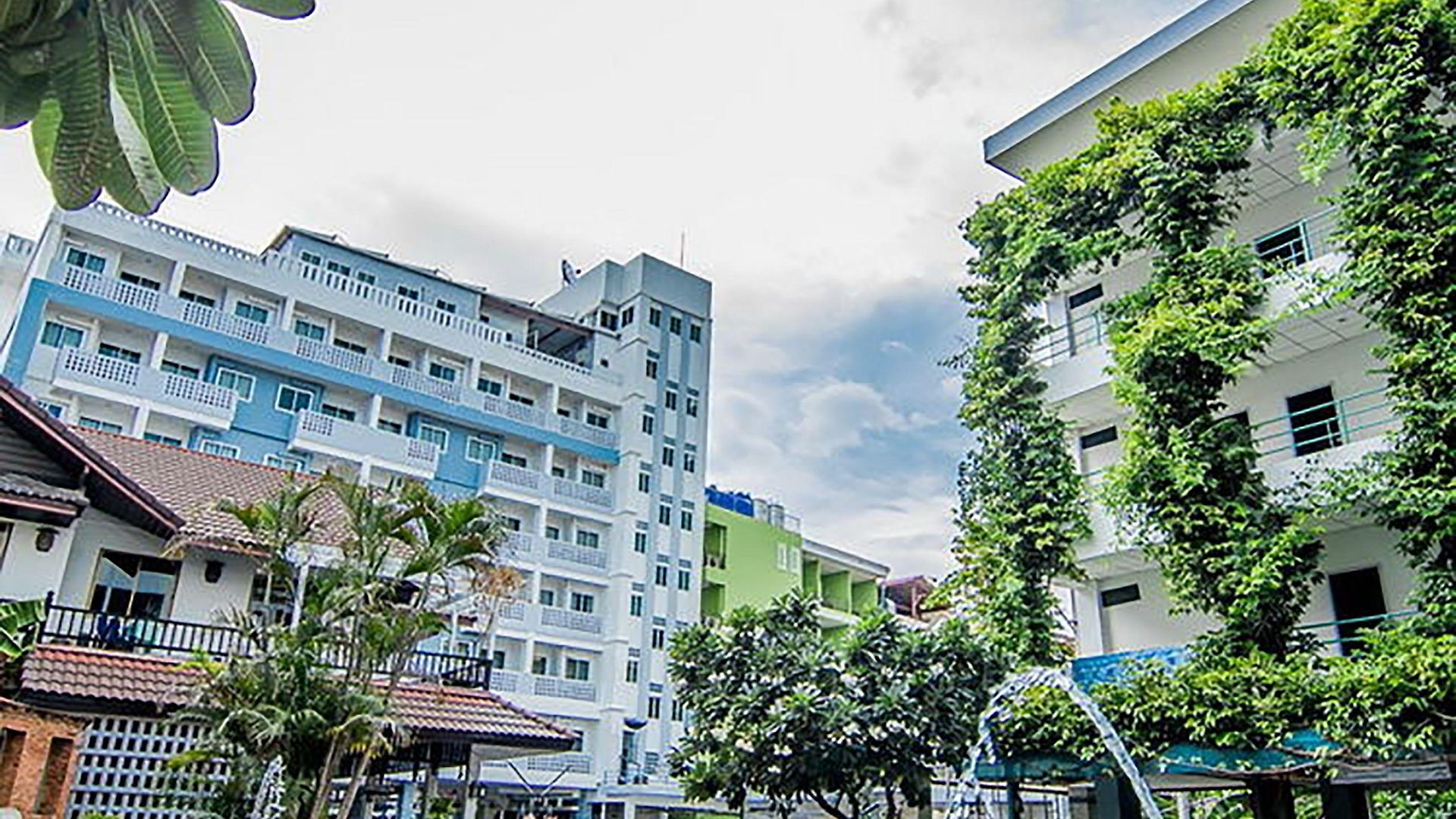 โรงแรม สุทัศน์คอร์ท 3