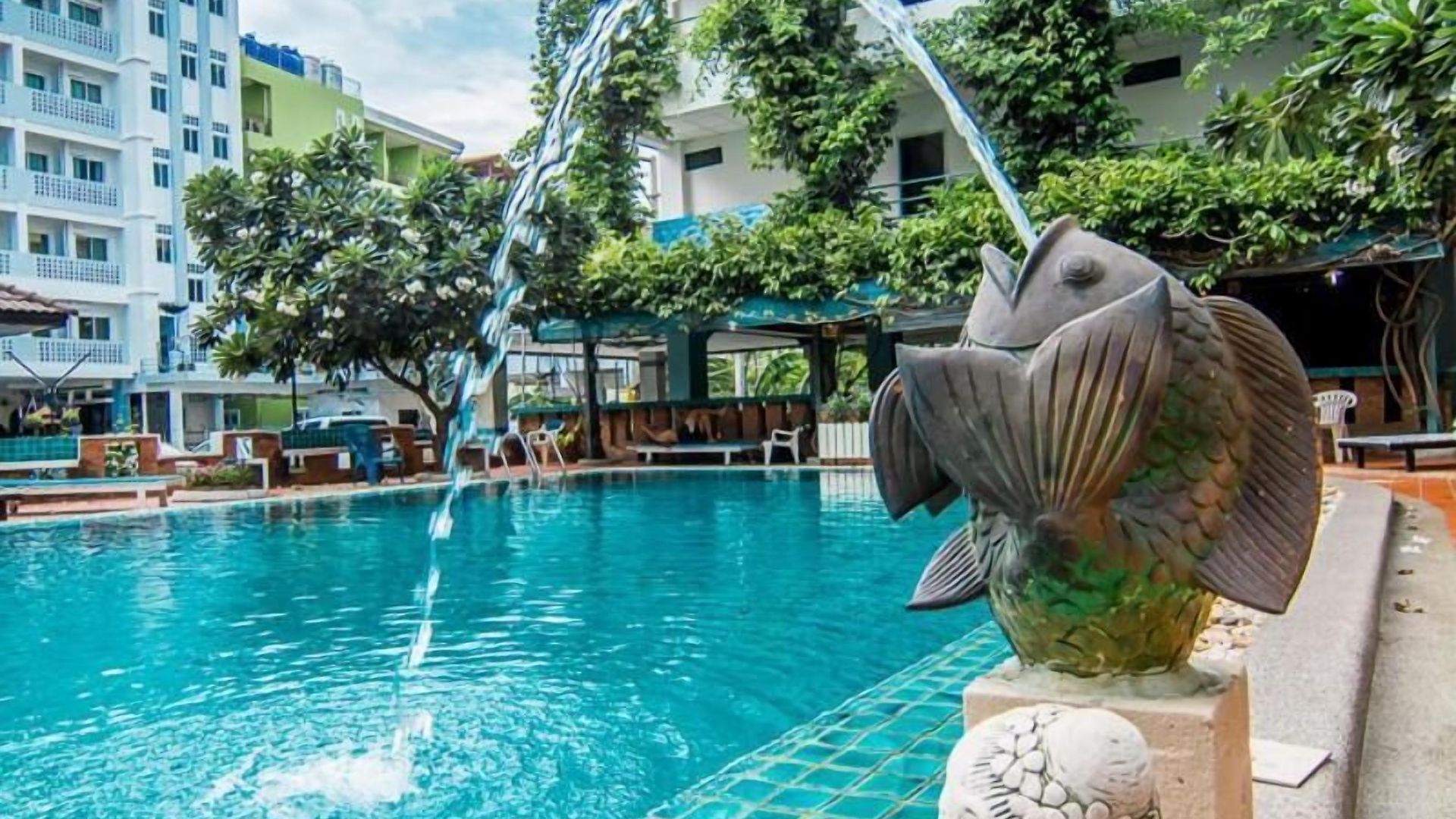 สุทัศน์คอร์ท 5 3* Pattaya