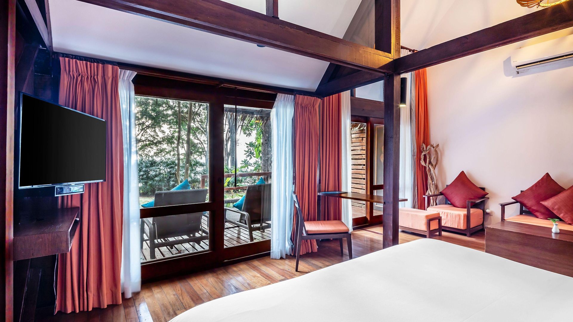 รีสอร์ท The Monttra - Sha Extra