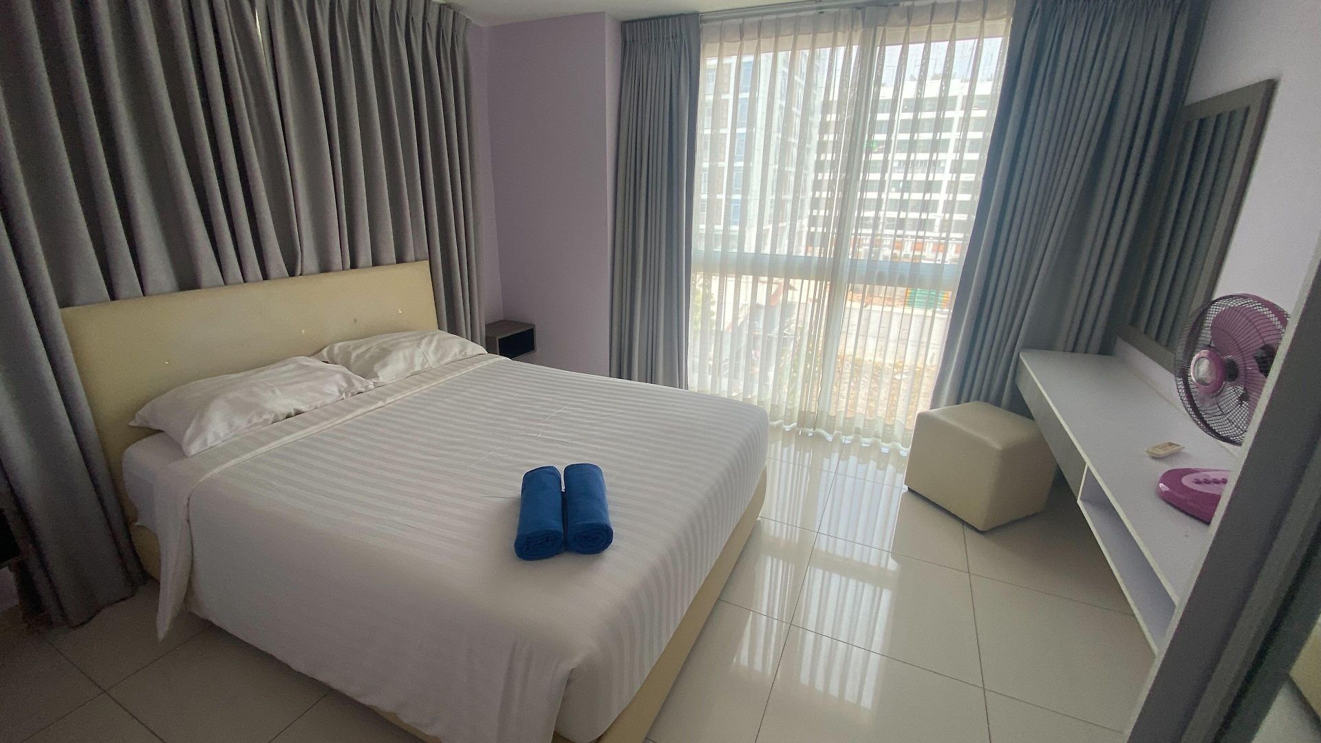 Apartment Art On The Hill By Sunny Pattaya