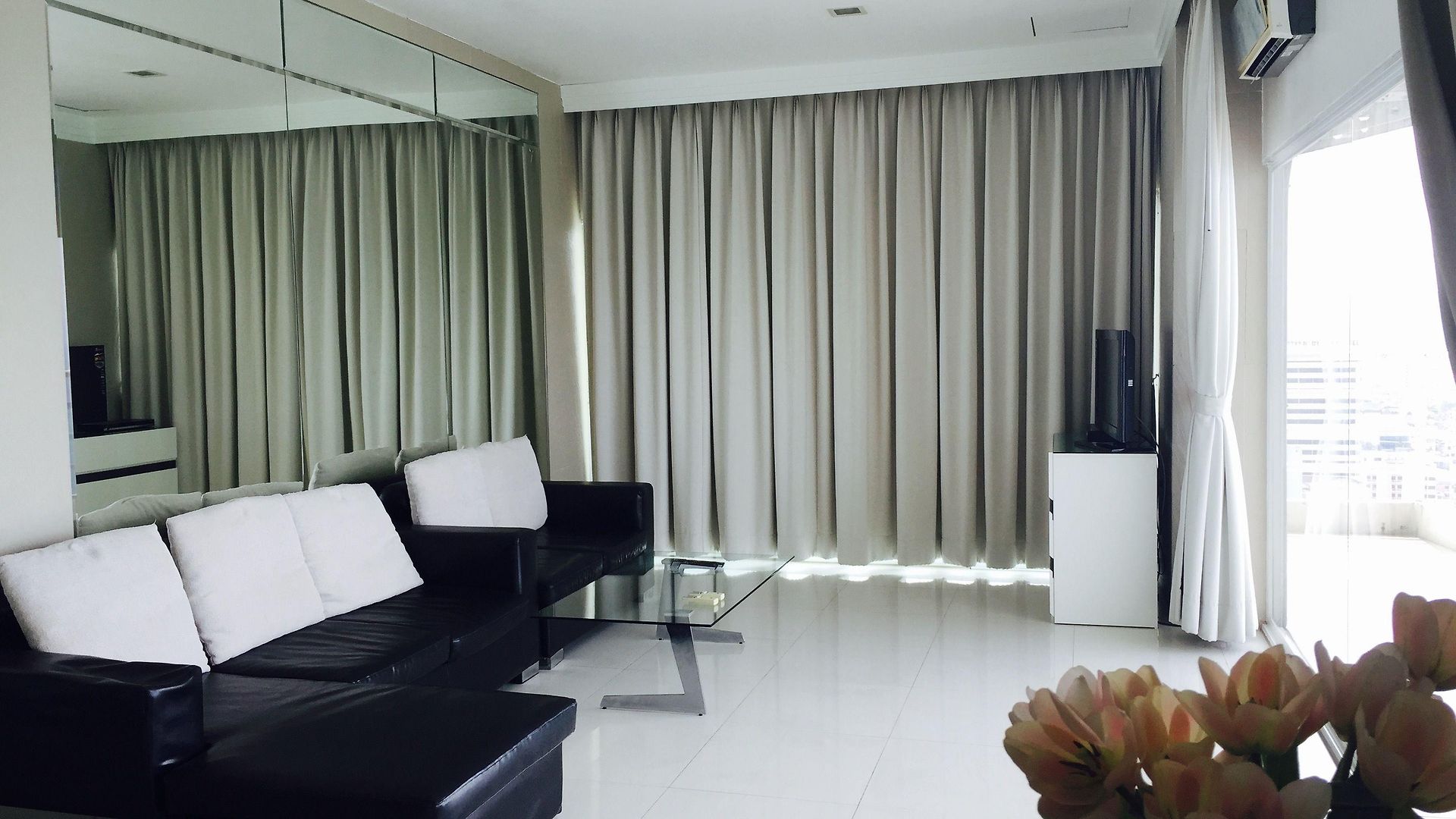 โรงแรม View Talay 6 By Honey 3*