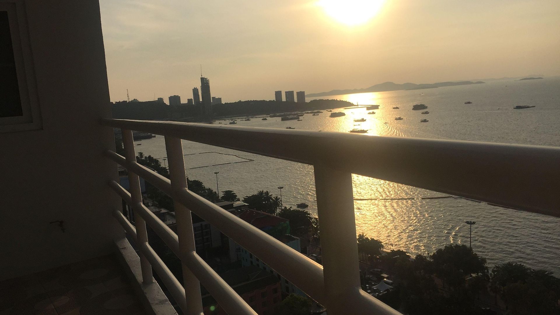 View Talay 6 By Honey โรงแรม 3*