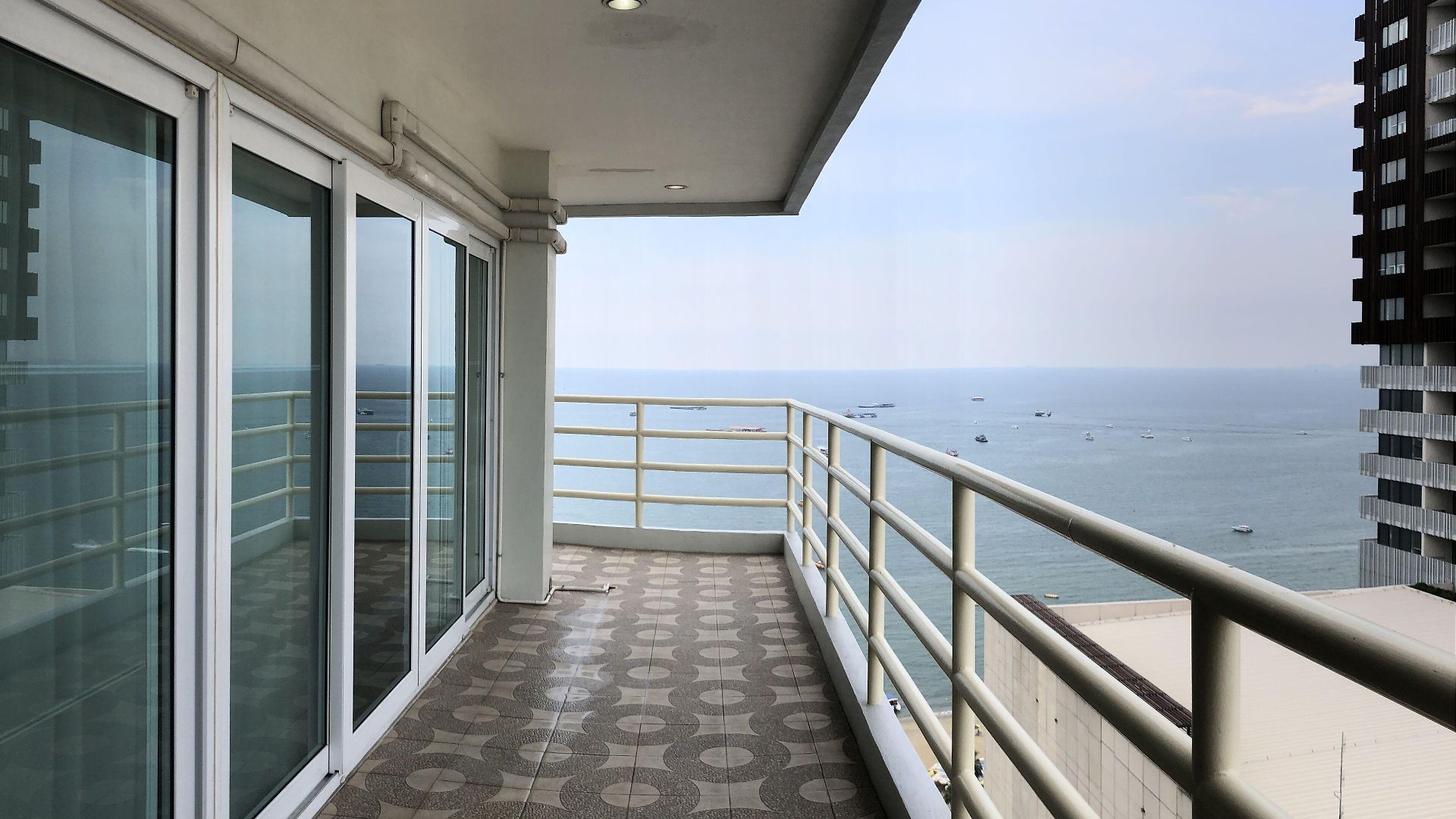 View Talay 6 By Honey โรงแรม Pattaya