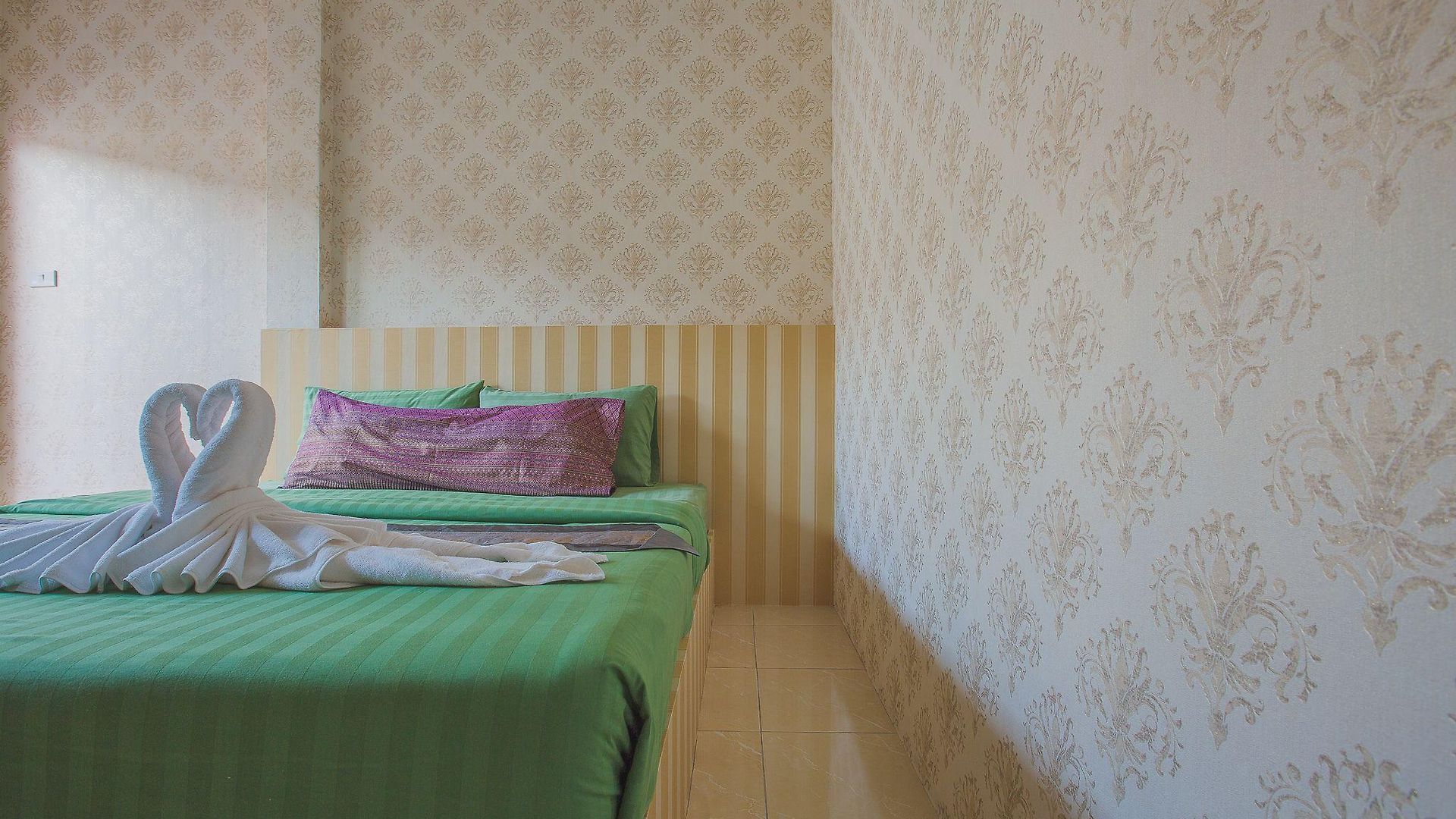 โรงแรม Jasmine House @
