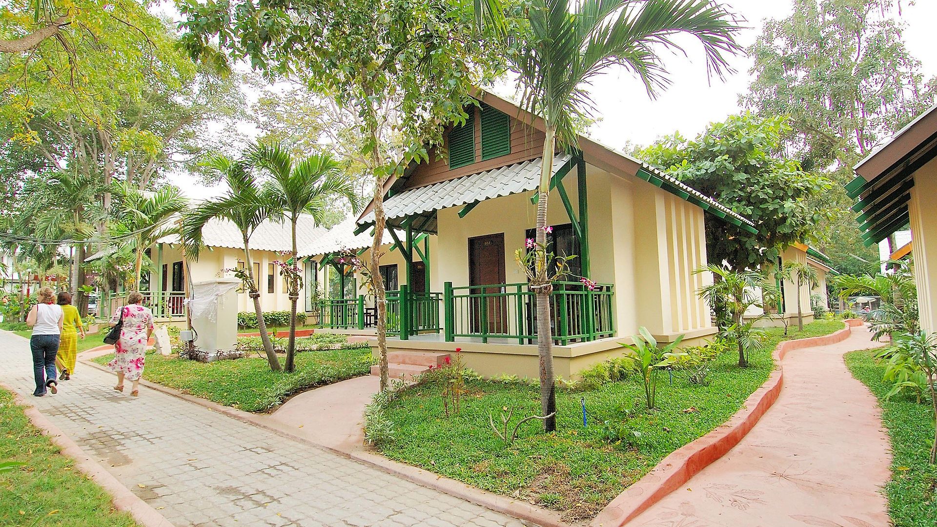 Garden Hotel