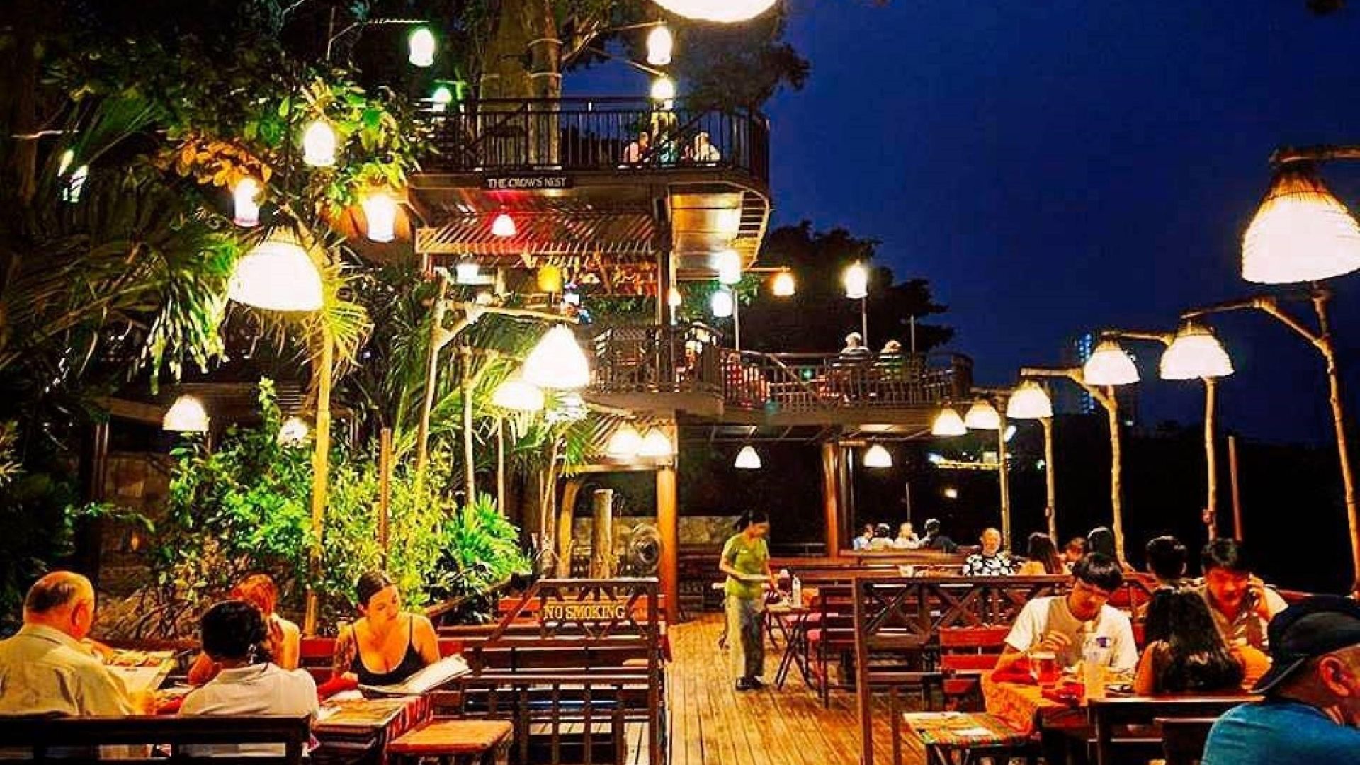 Birds And Bees Pattaya