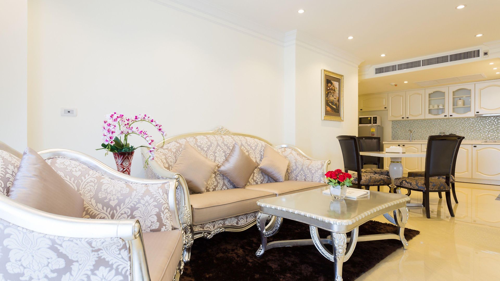Lk President โรงแรม 4*