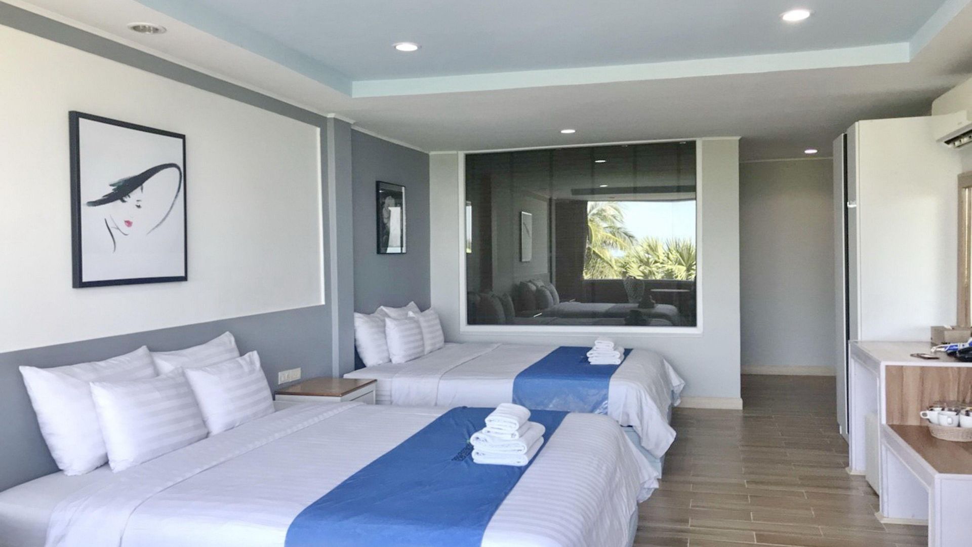 โรงแรม เดอะ บีช ฟร้อนท์ รีสอร์ท, พัทยา 3*