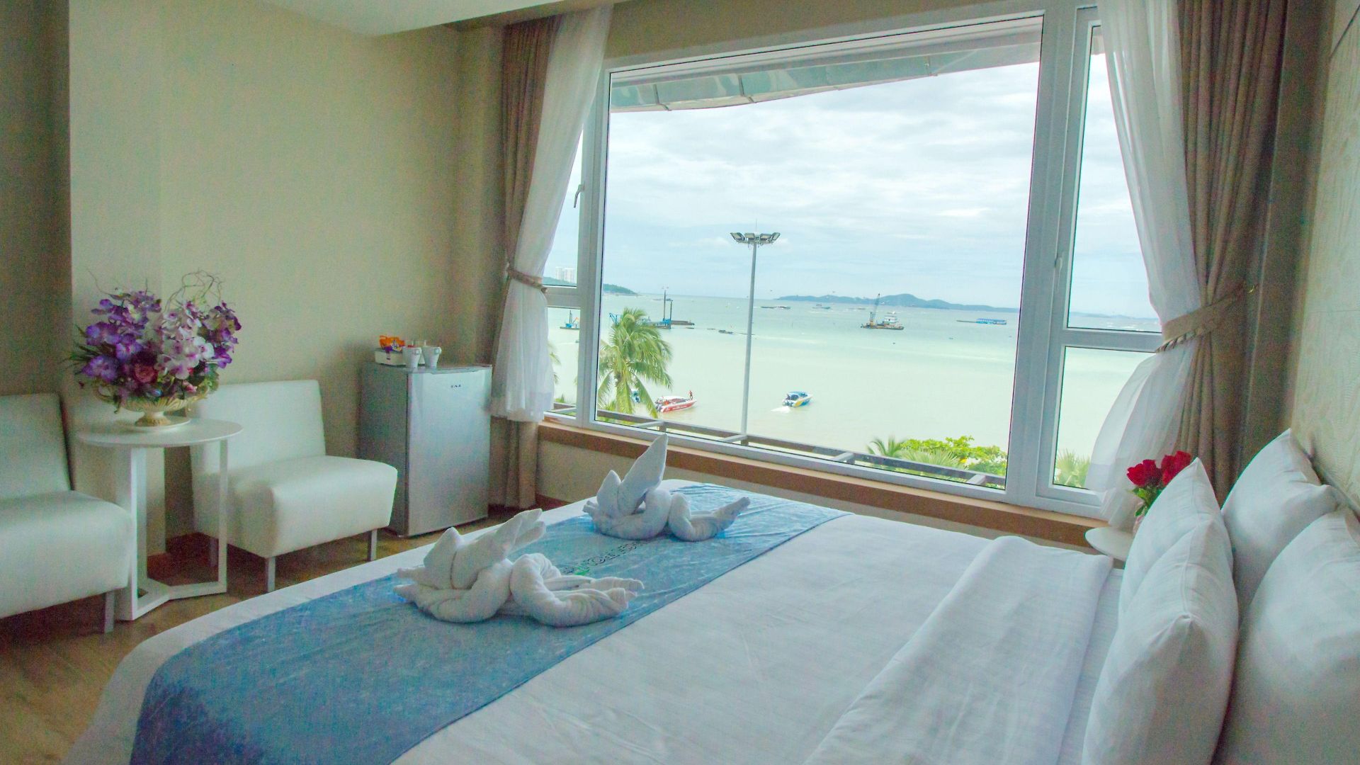 โรงแรม เดอะ บีช ฟร้อนท์ รีสอร์ท, พัทยา 3*