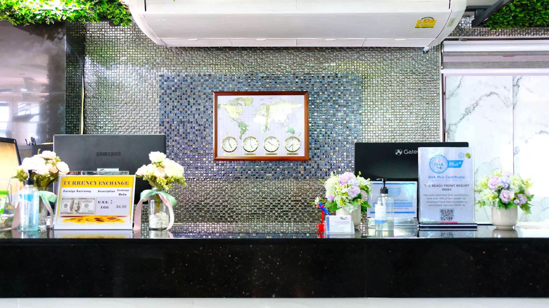 เดอะ บีช ฟร้อนท์ รีสอร์ท, พัทยา 3*