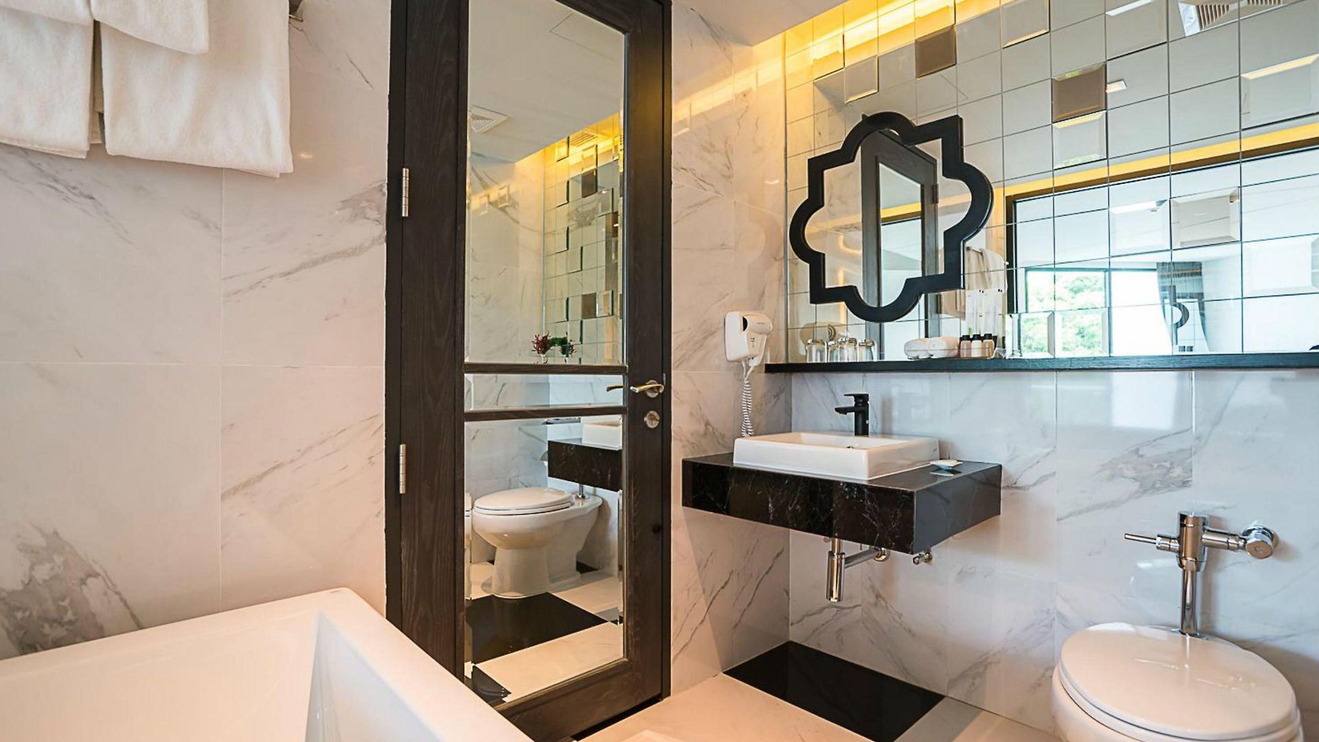 โรงแรม Mera Mare 5*