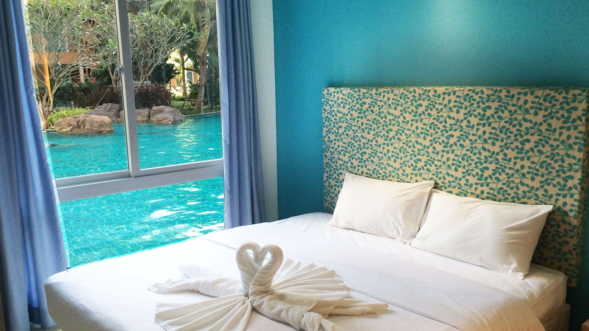 Atlantis & Water Park By The Sea 2*