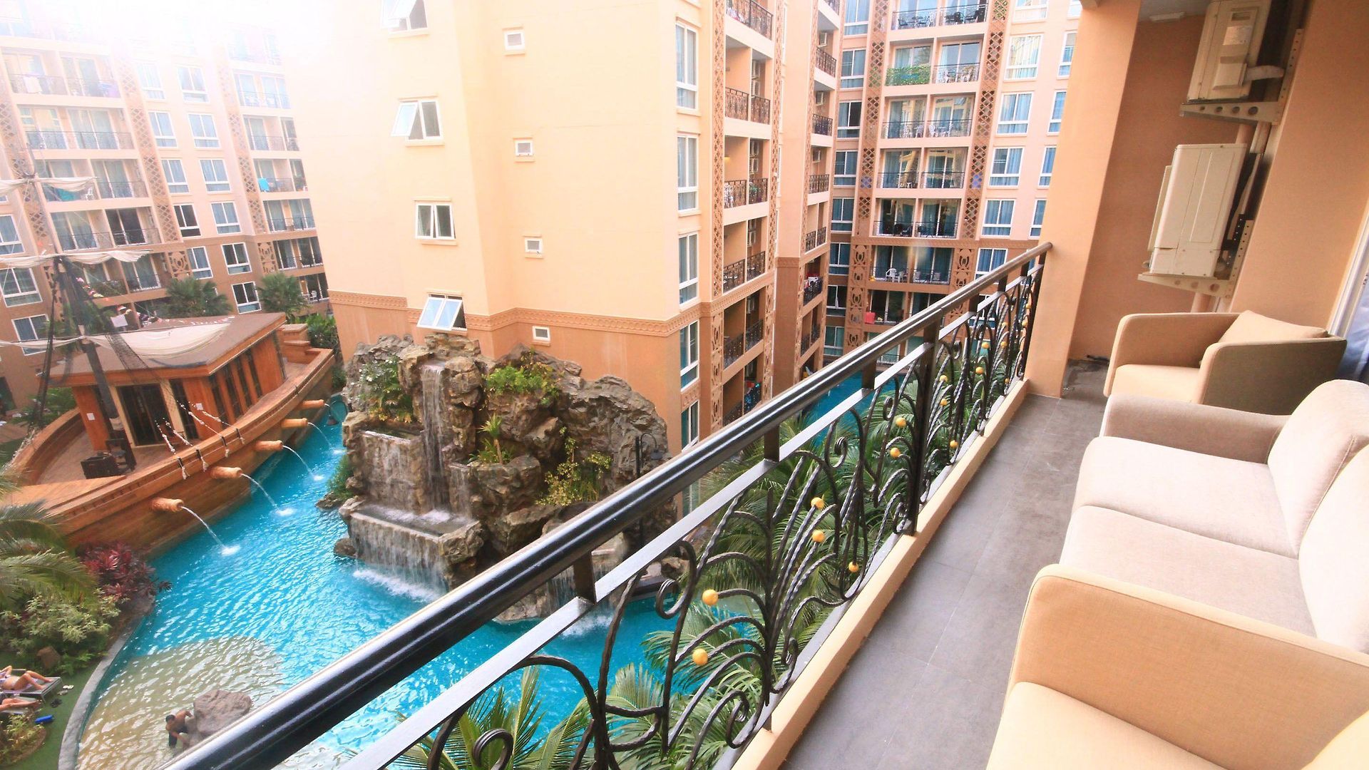 โรงแรม Atlantis & Water Park By The Sea