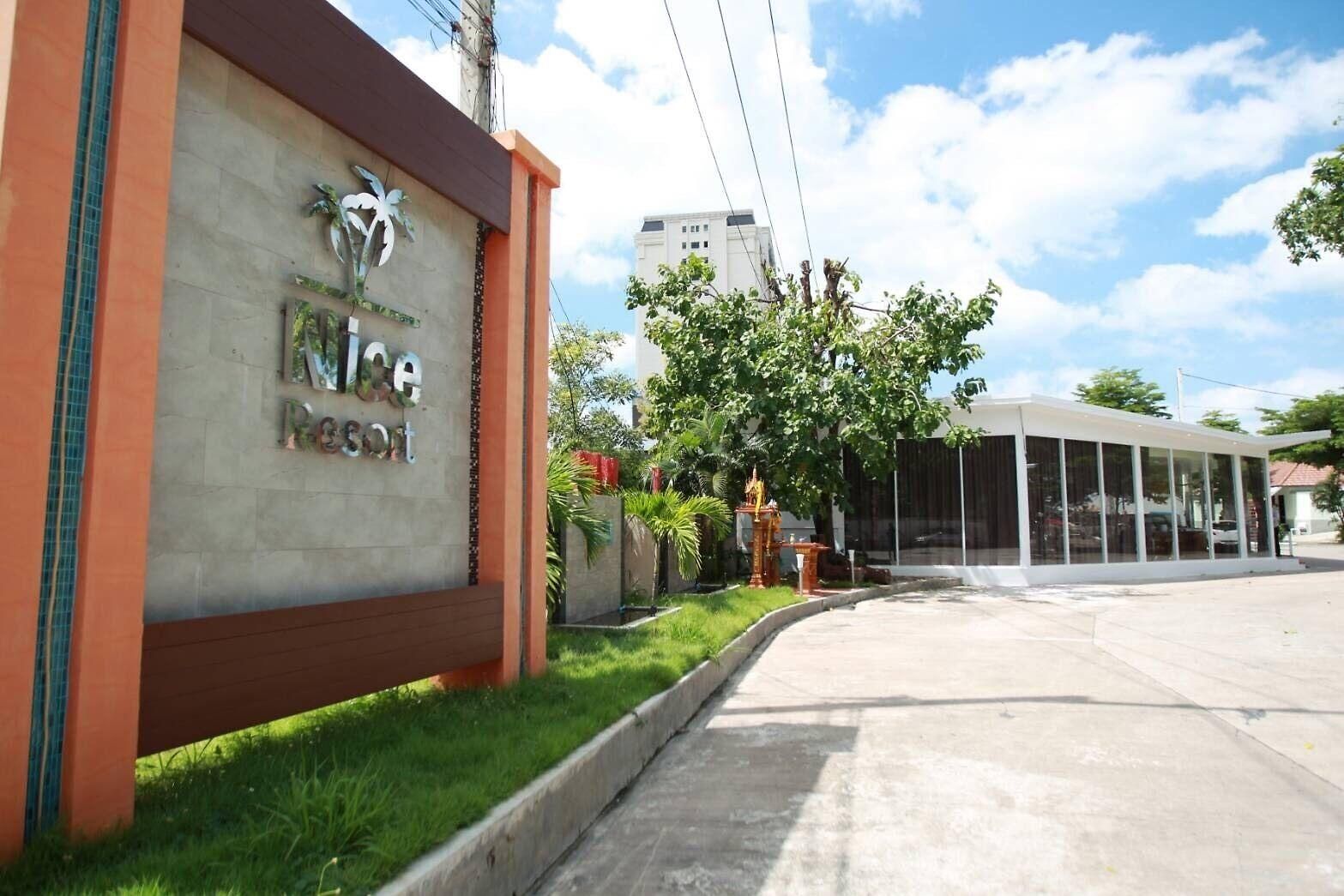 Nice Resort Pattaya Hotel 3*