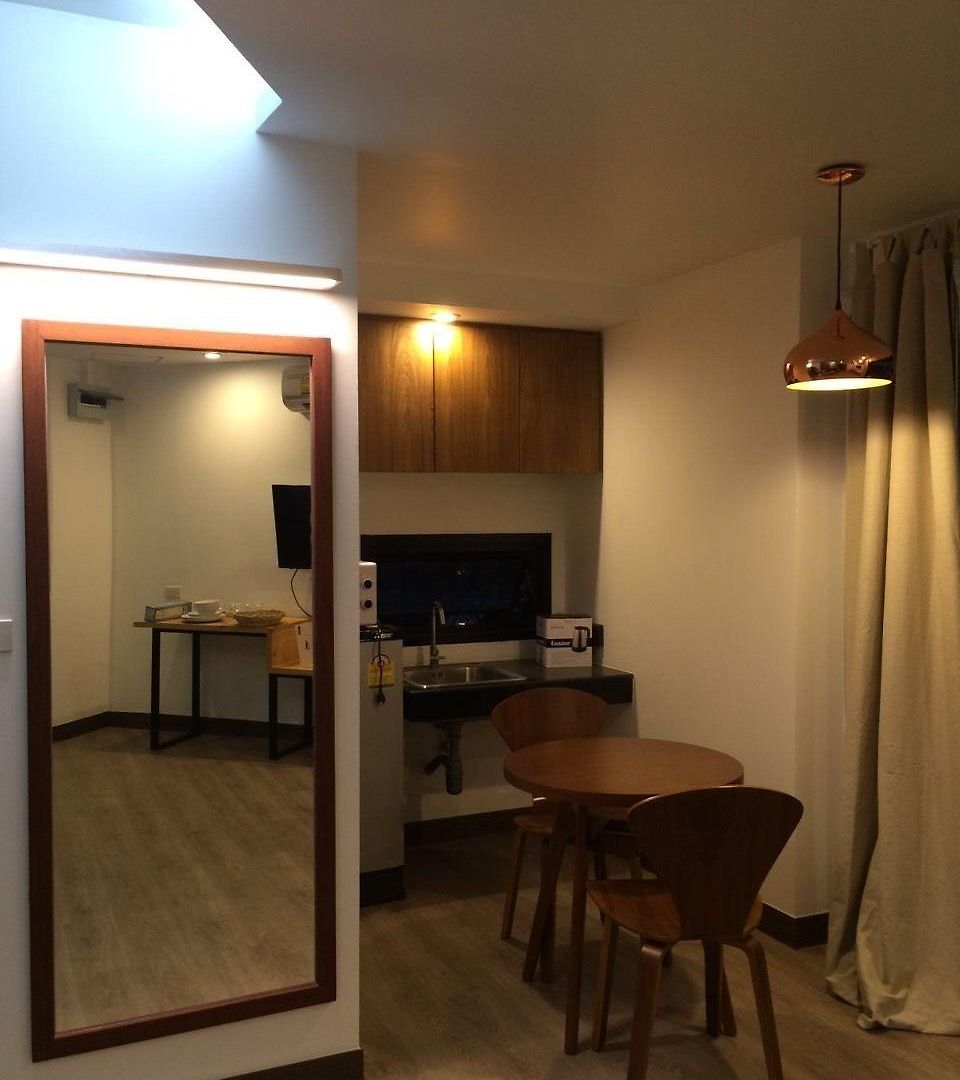 The Corner 3*