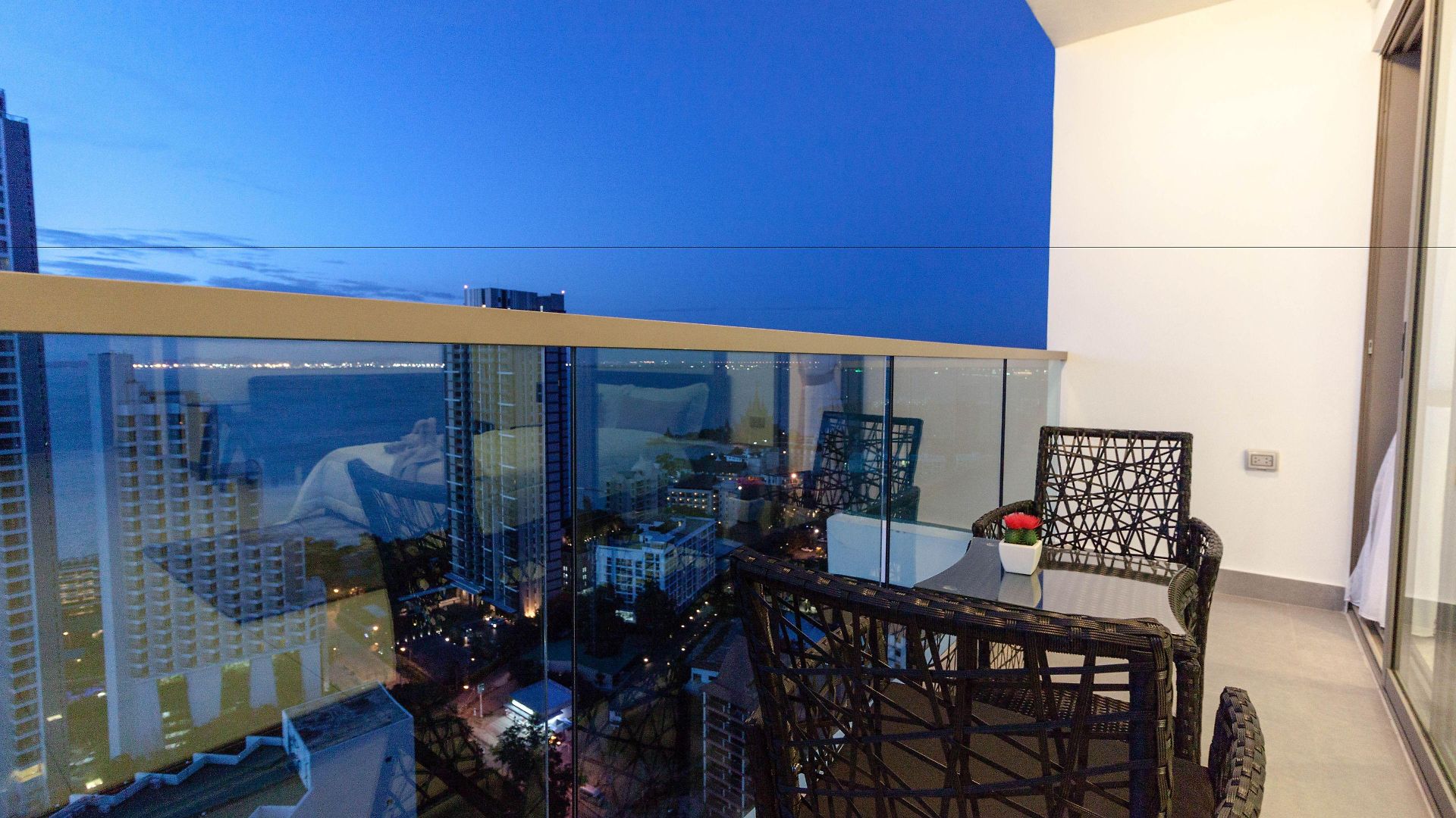 Wongamat Tower 1 Bedroom อพาร์ทเม้น *