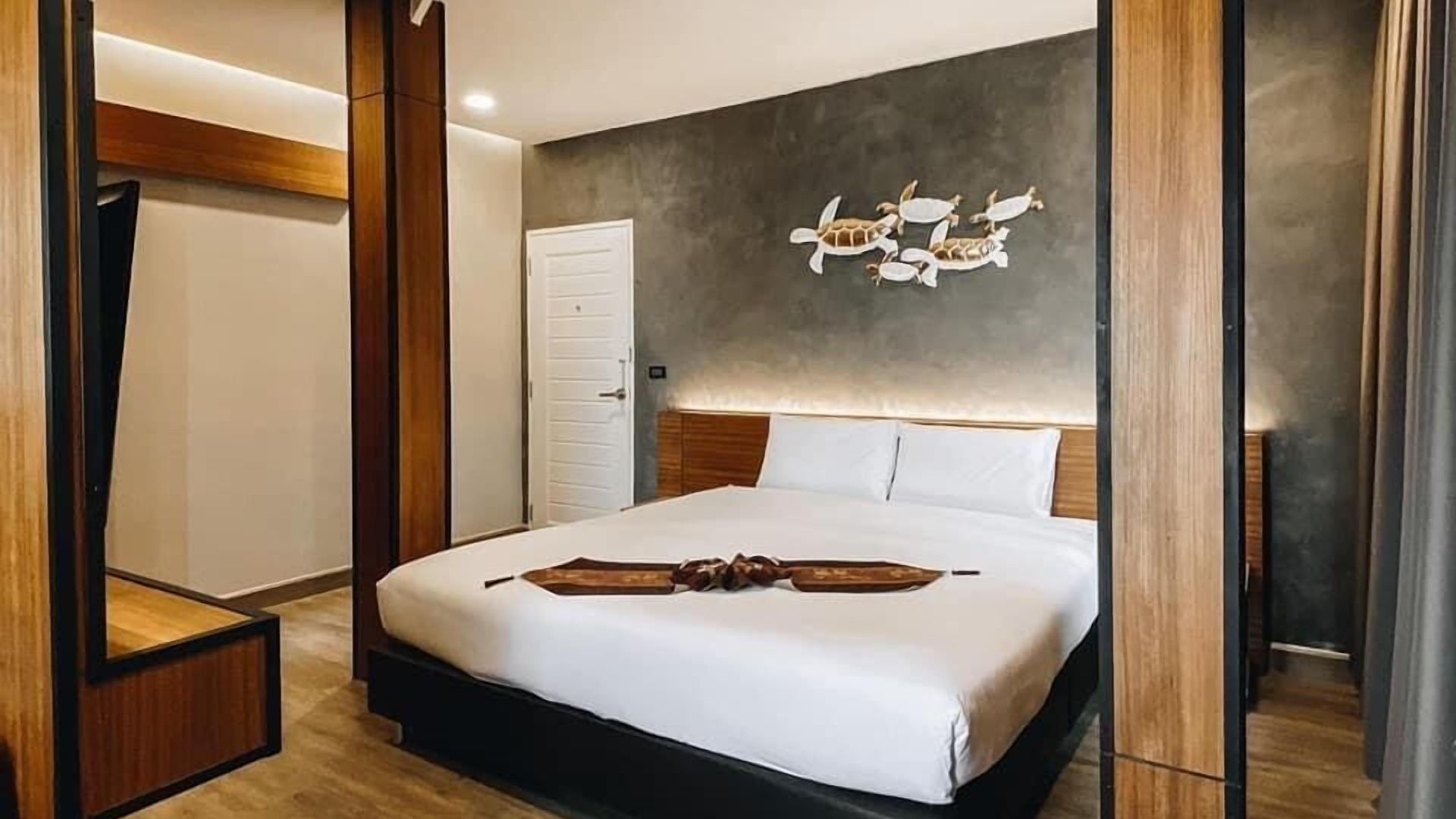 โรงแรม Sureena Pattaya