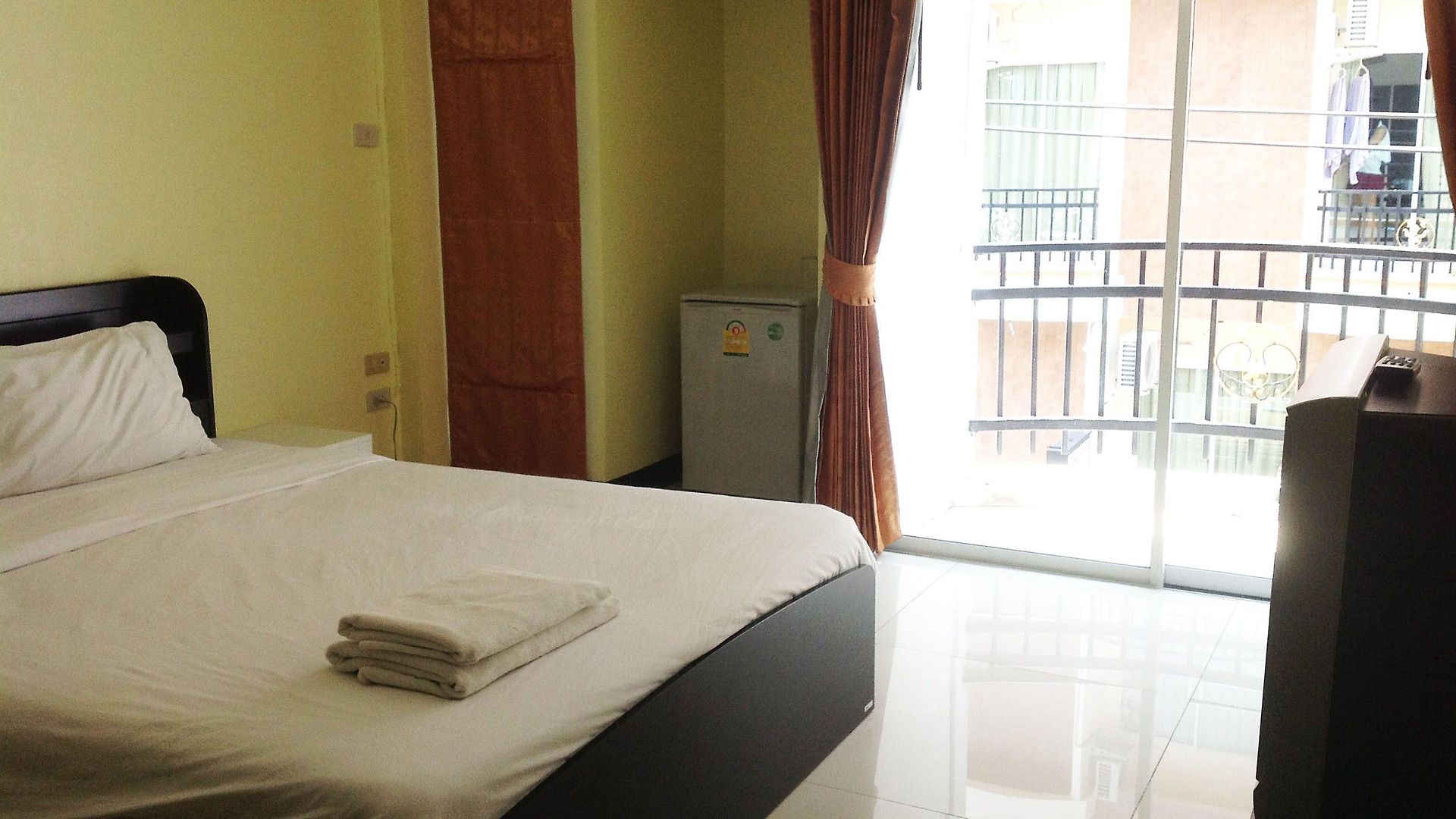 Br-guesthouse 2*