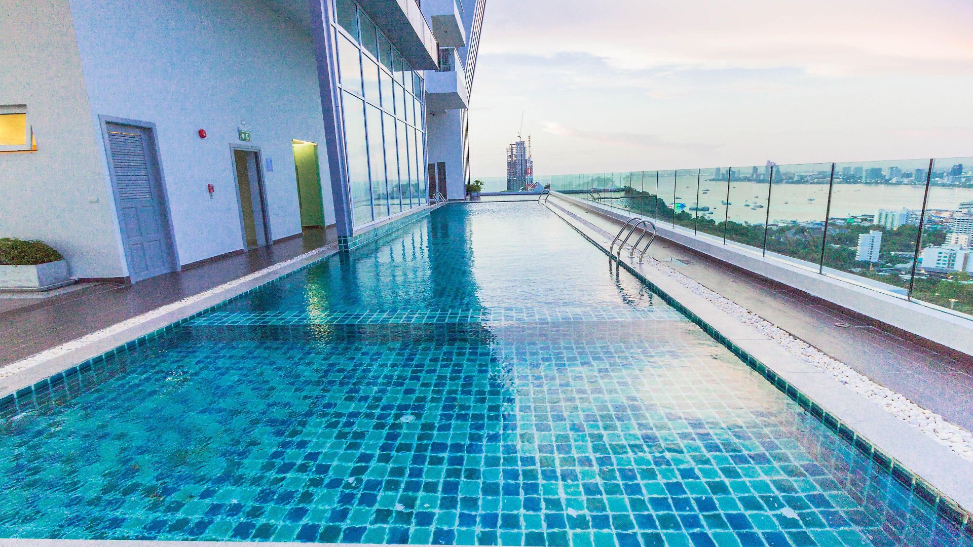 Vision Pratumnak By Sunny Pattaya