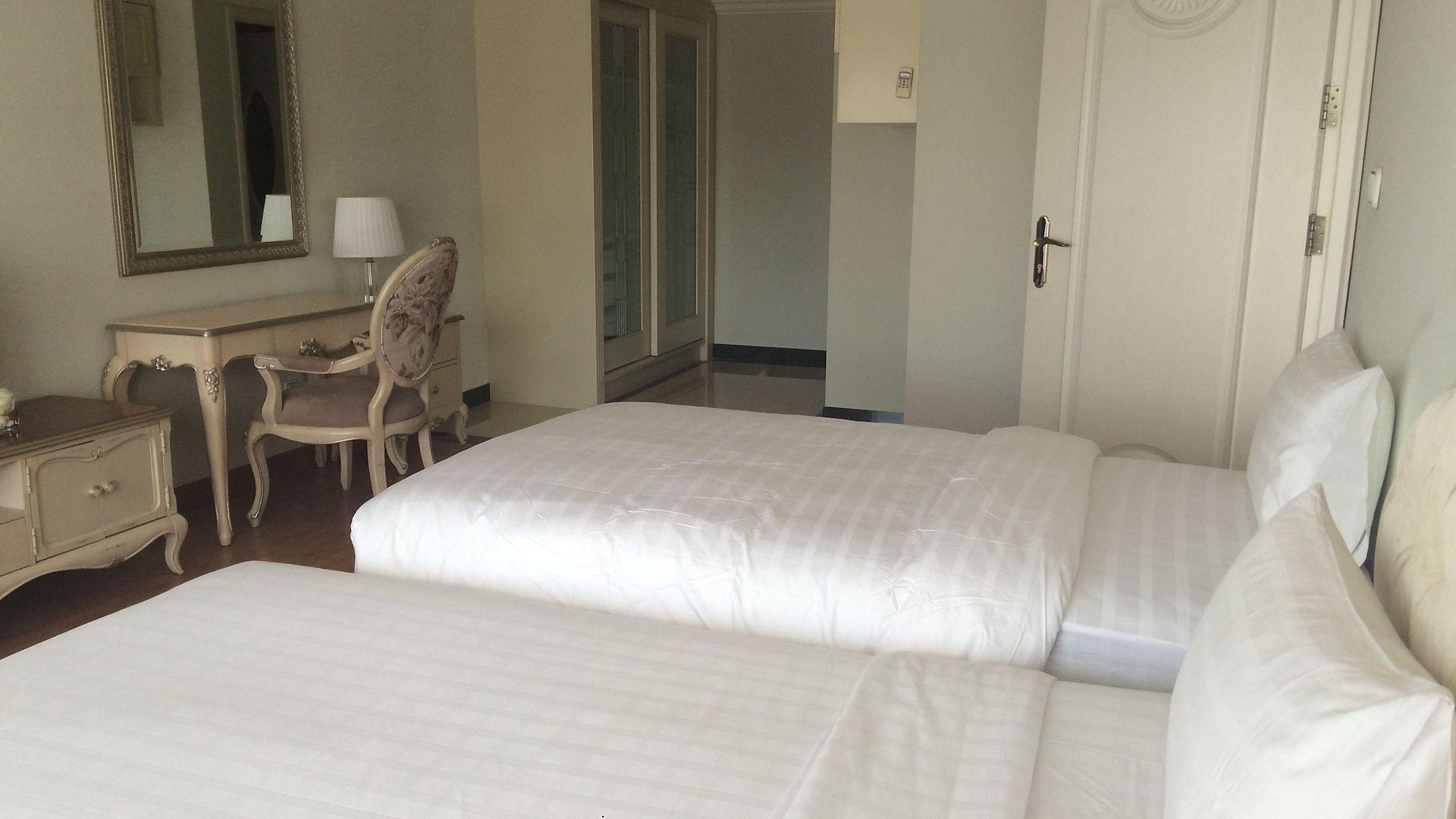 Lk Noble 4*