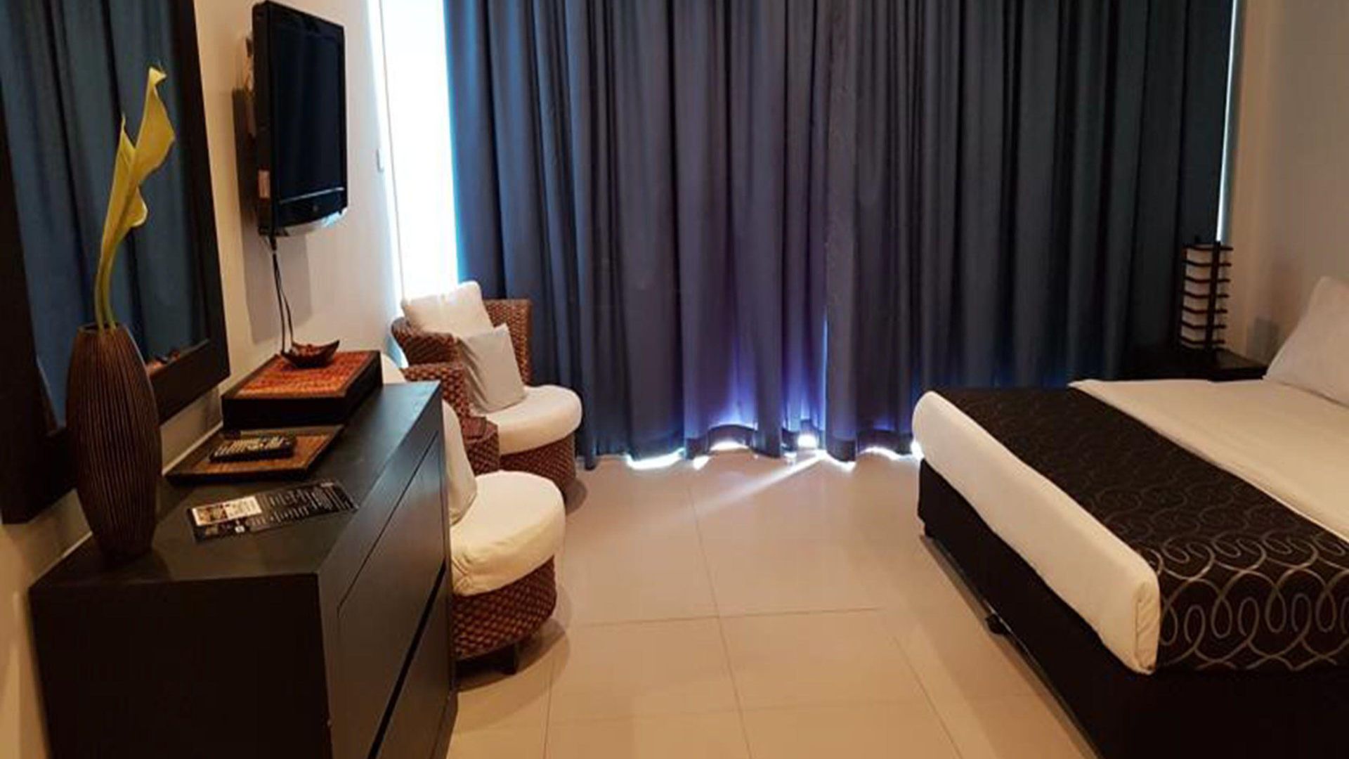 East 3*