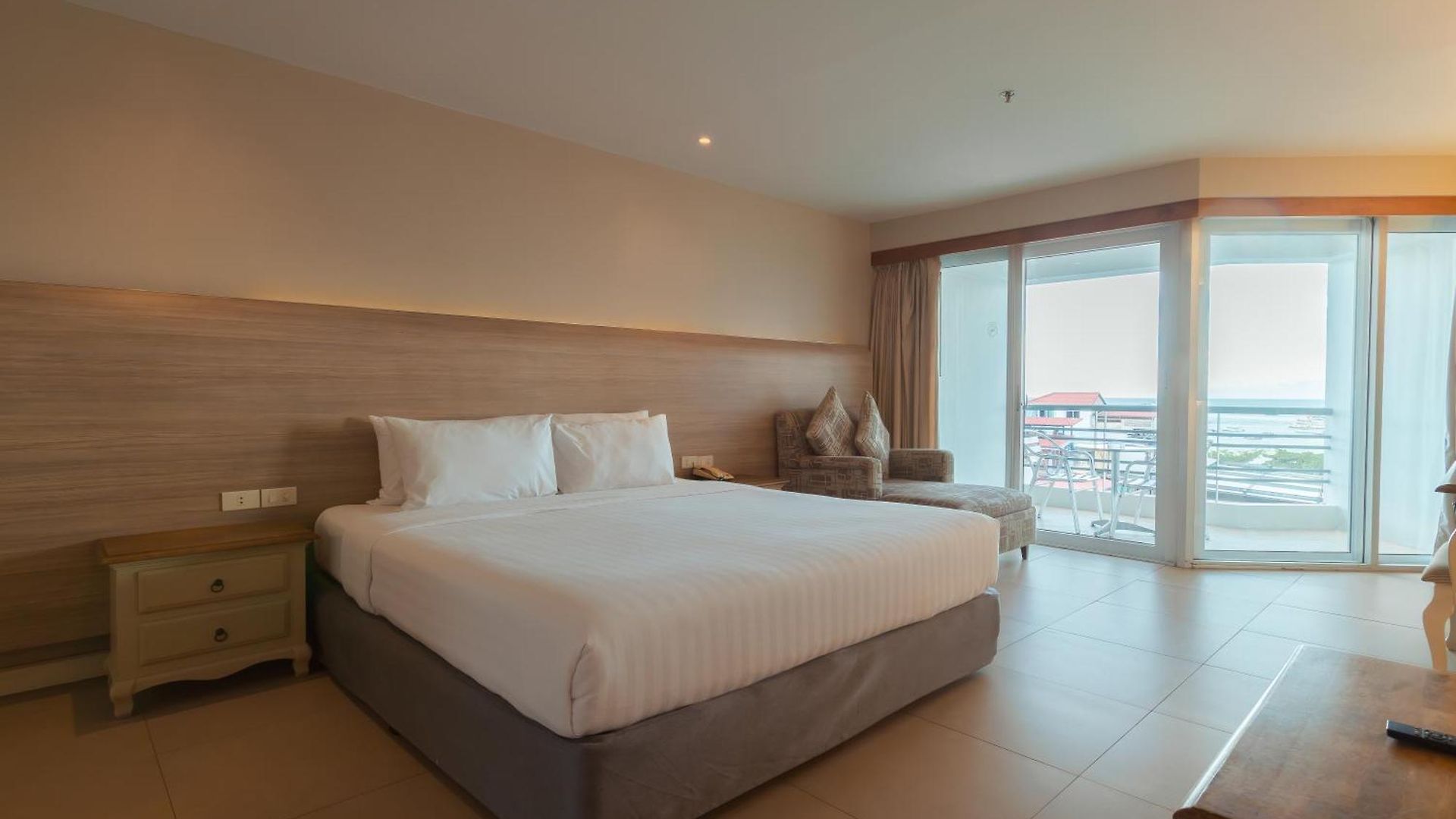 โรงแรม Sandy Spring Pattaya