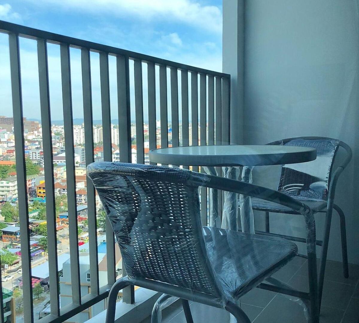 The Base - Large Luxury, 1 Bedroom, Sea View - Centre - 963 Pattaya
