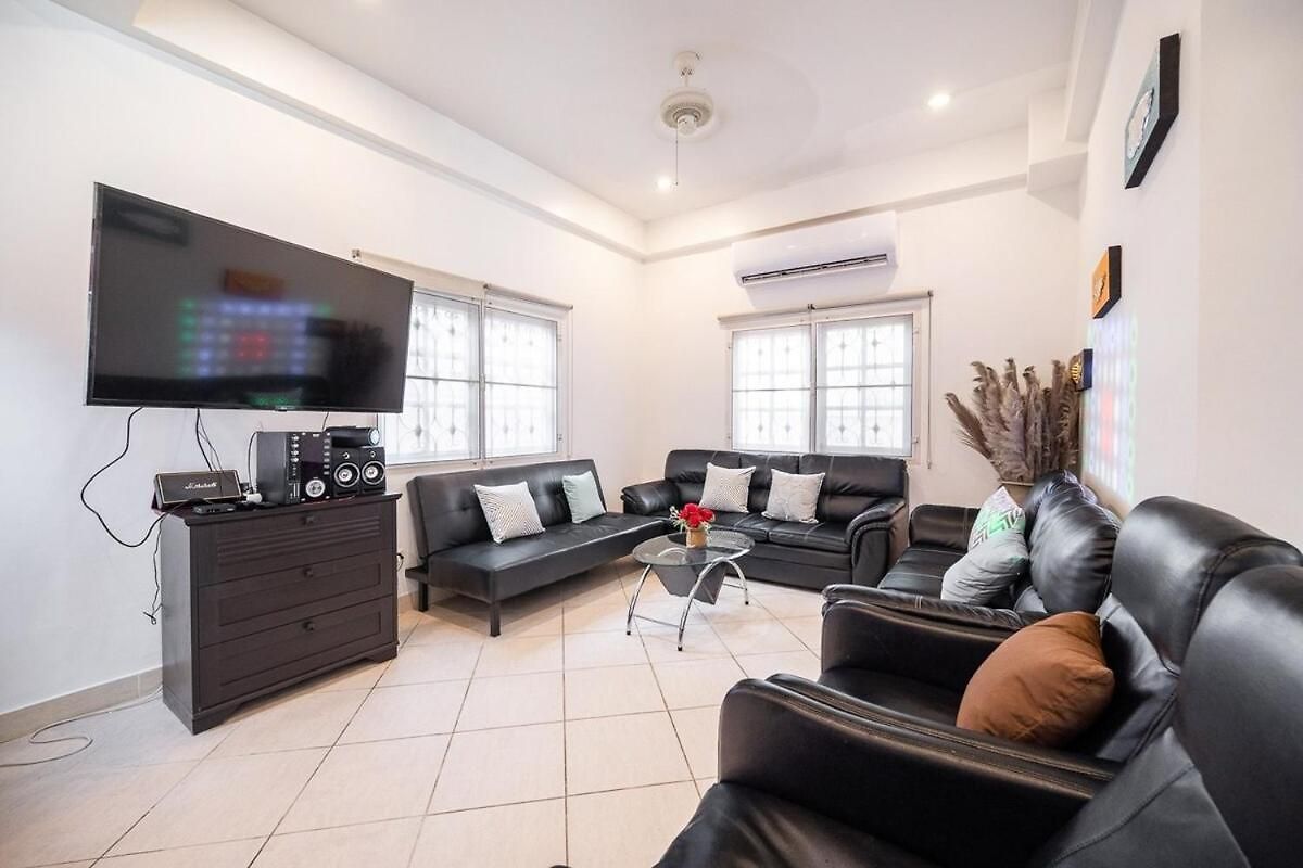 53 Wongamat 4br, 300m From The Pattaya
