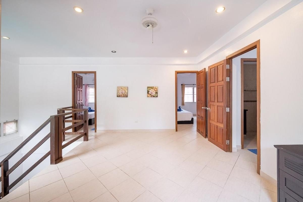 53 Wongamat 4br, 300m From The วิลล่า