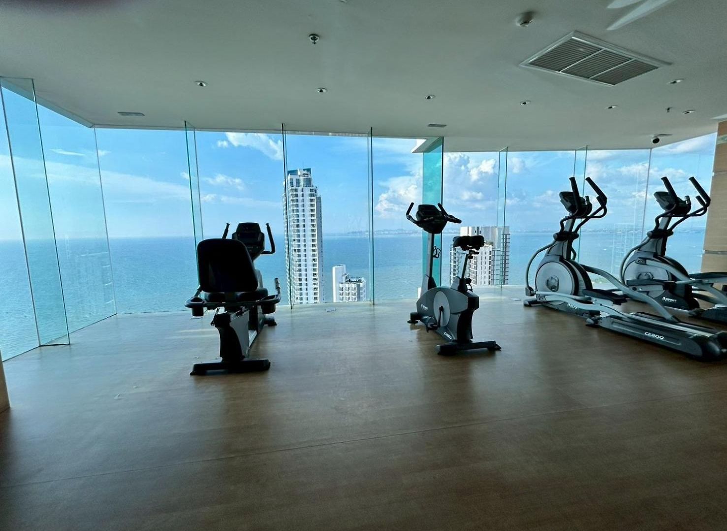 Wong Amat Tower 2808 อพาร์ทเม้น *