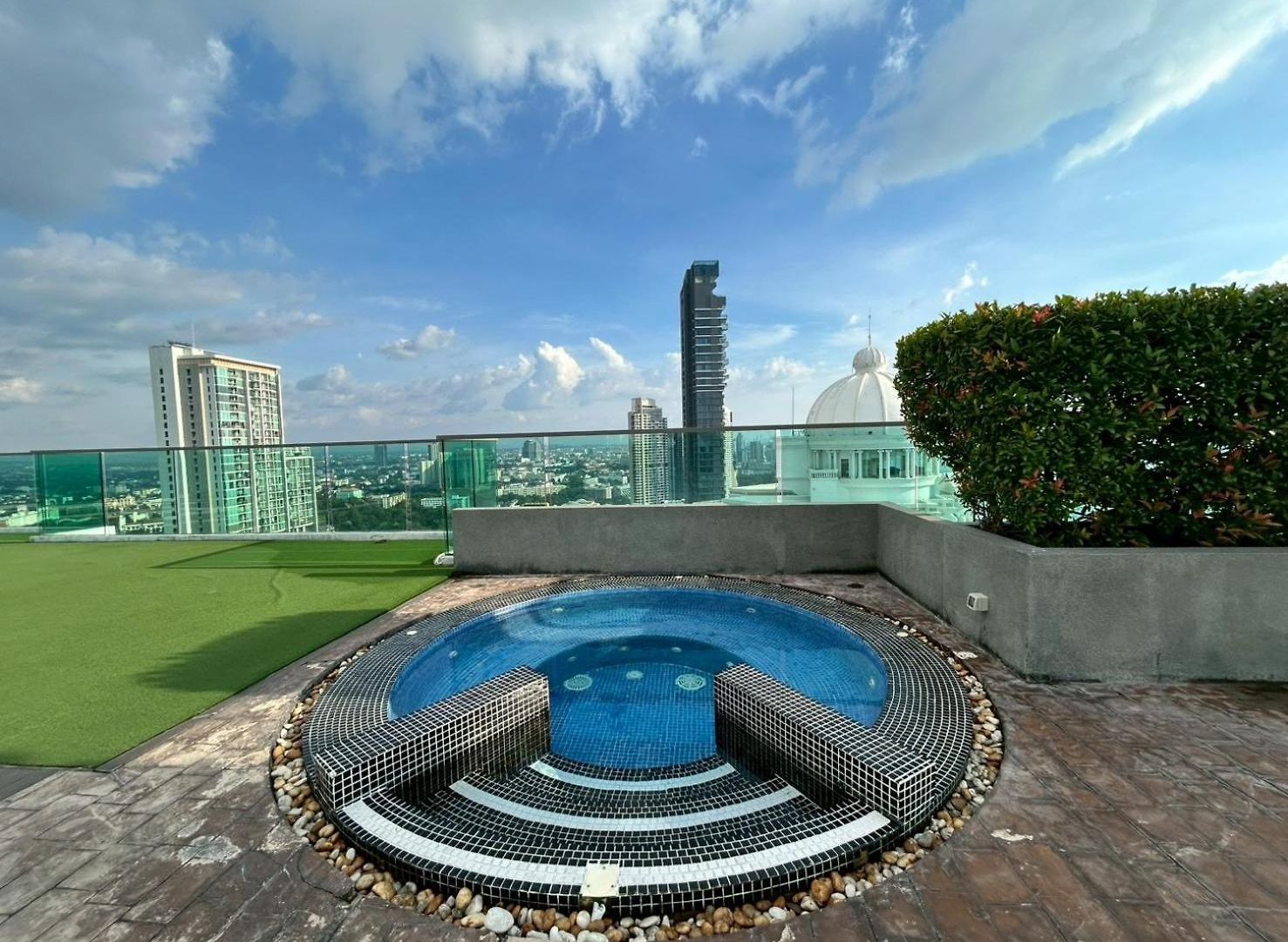 Wong Amat Tower 2808 อพาร์ทเม้น Pattaya