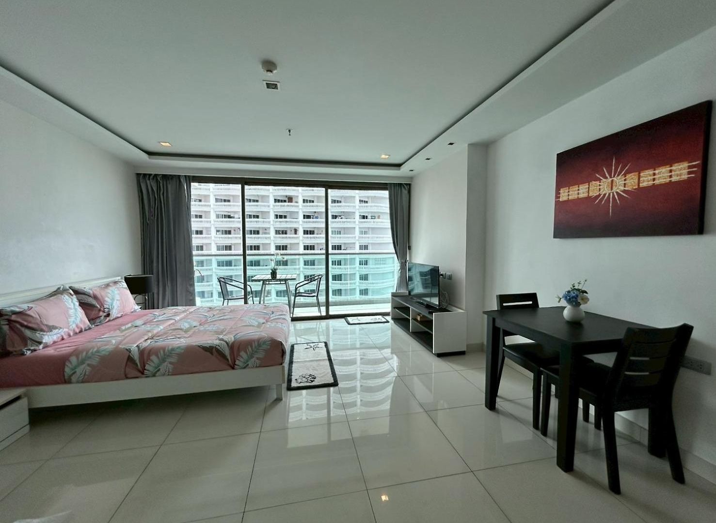 Wong Amat Tower 1305 Apartment Pattaya