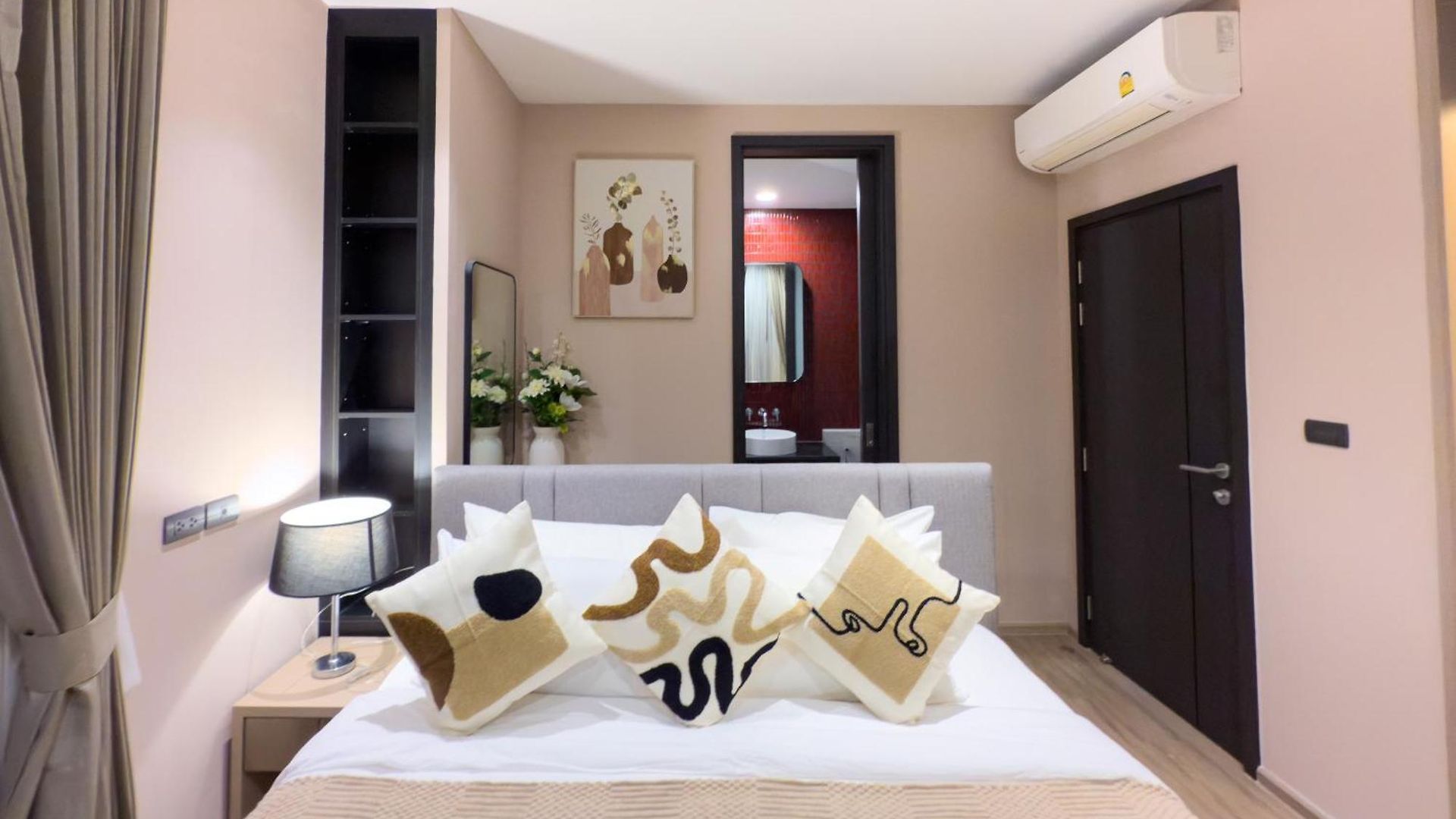 Apartment Luxury 2 Bed Sea View Bath Tub In Balcony