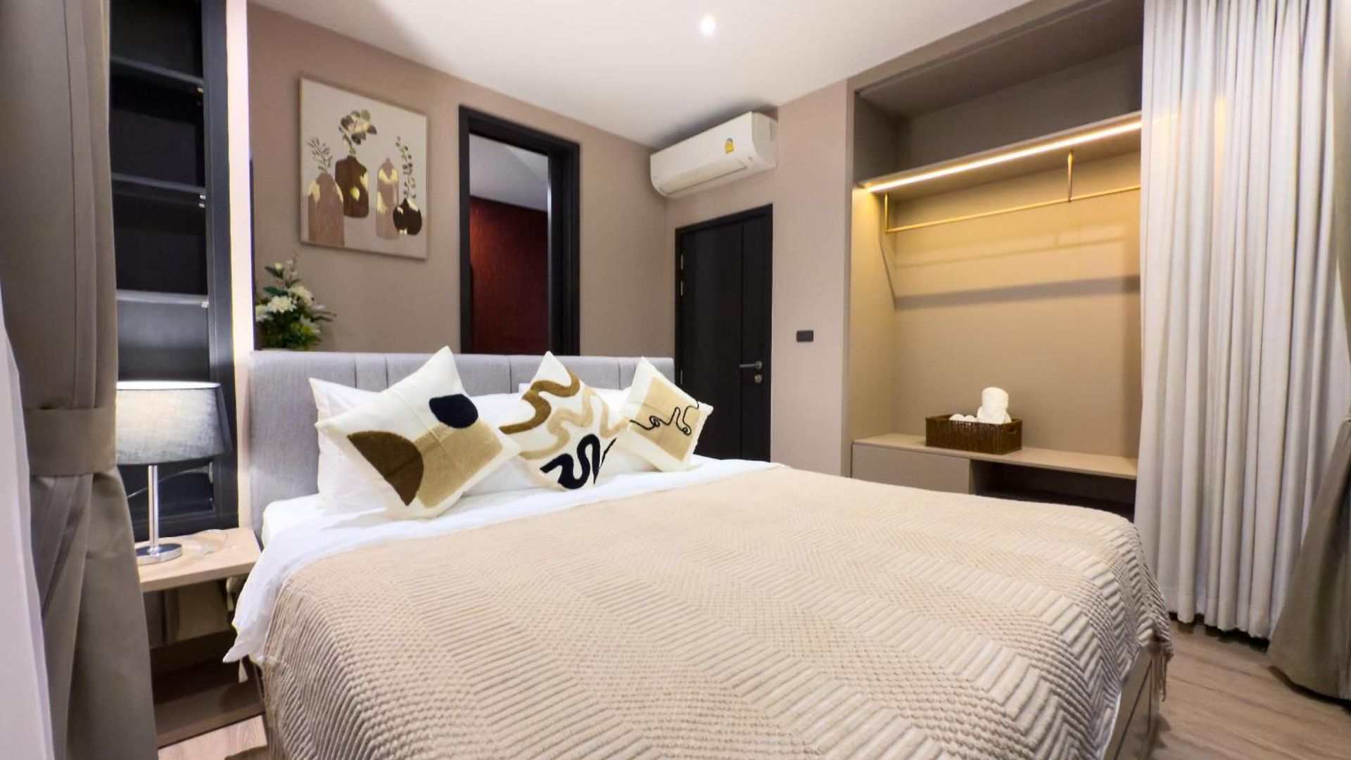 Apartment Luxury 2 Bed Sea View Bath Tub In Balcony *