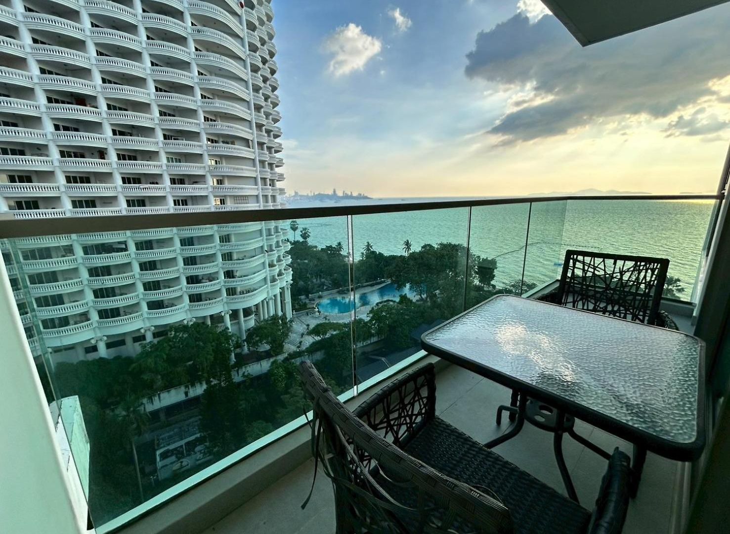 Wong Amat Tower 1205 Pattaya