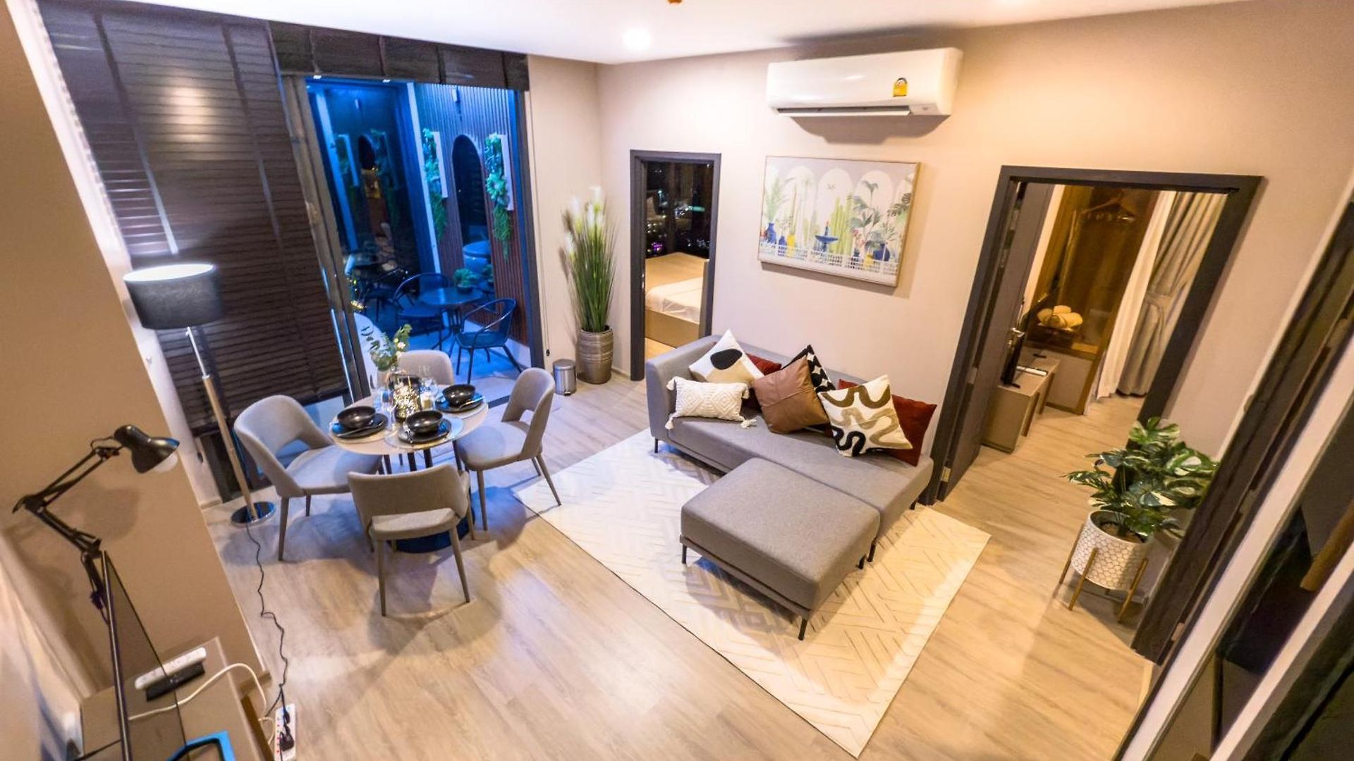 Luxury 2 Bed Sea View Bath Tub In Balcony *